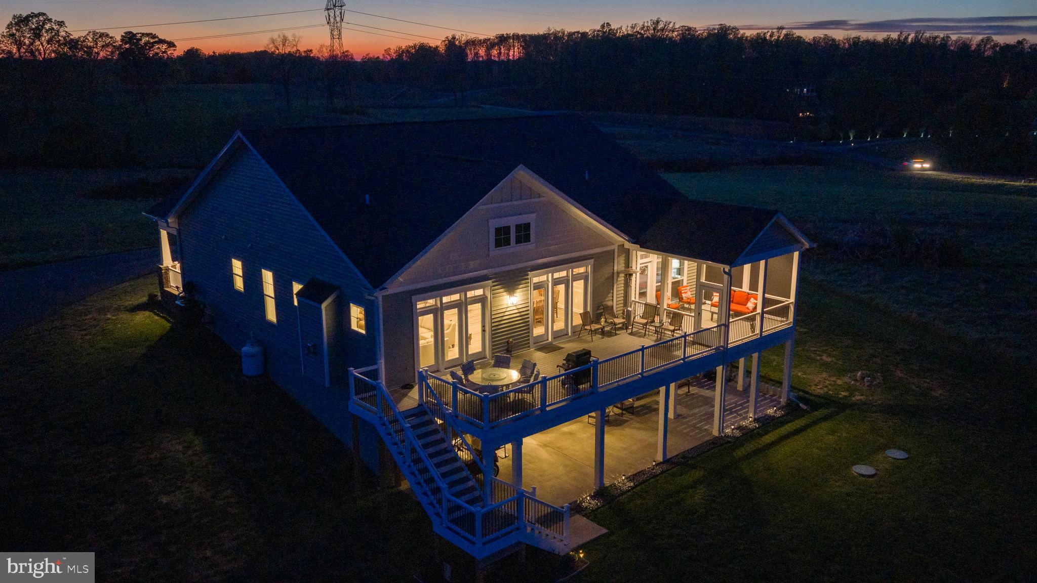 ROCK ISLAND LANDING - Residential