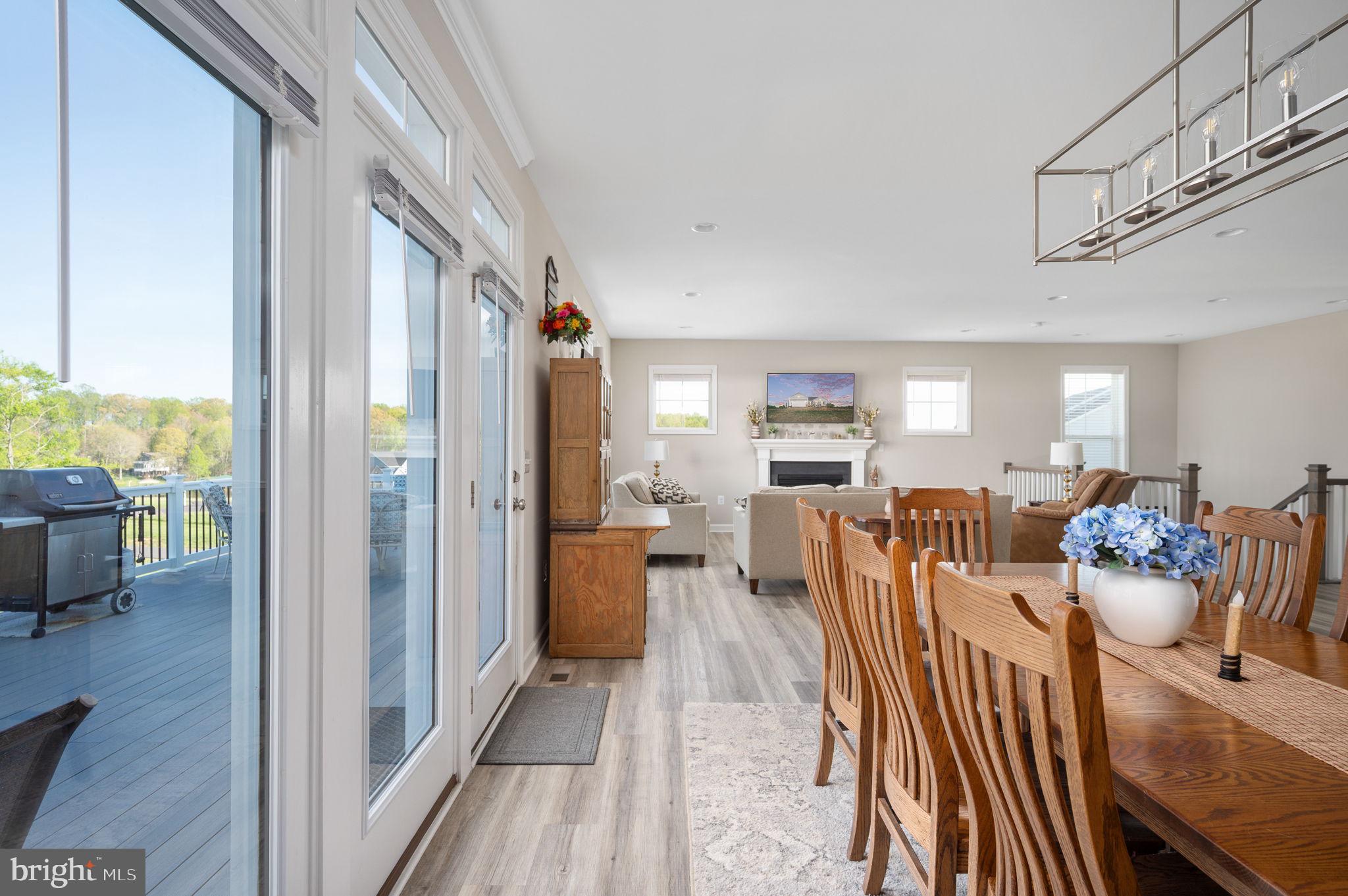 ROCK ISLAND LANDING - Residential