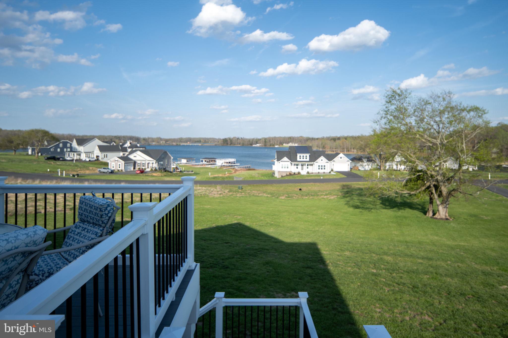 ROCK ISLAND LANDING - Residential
