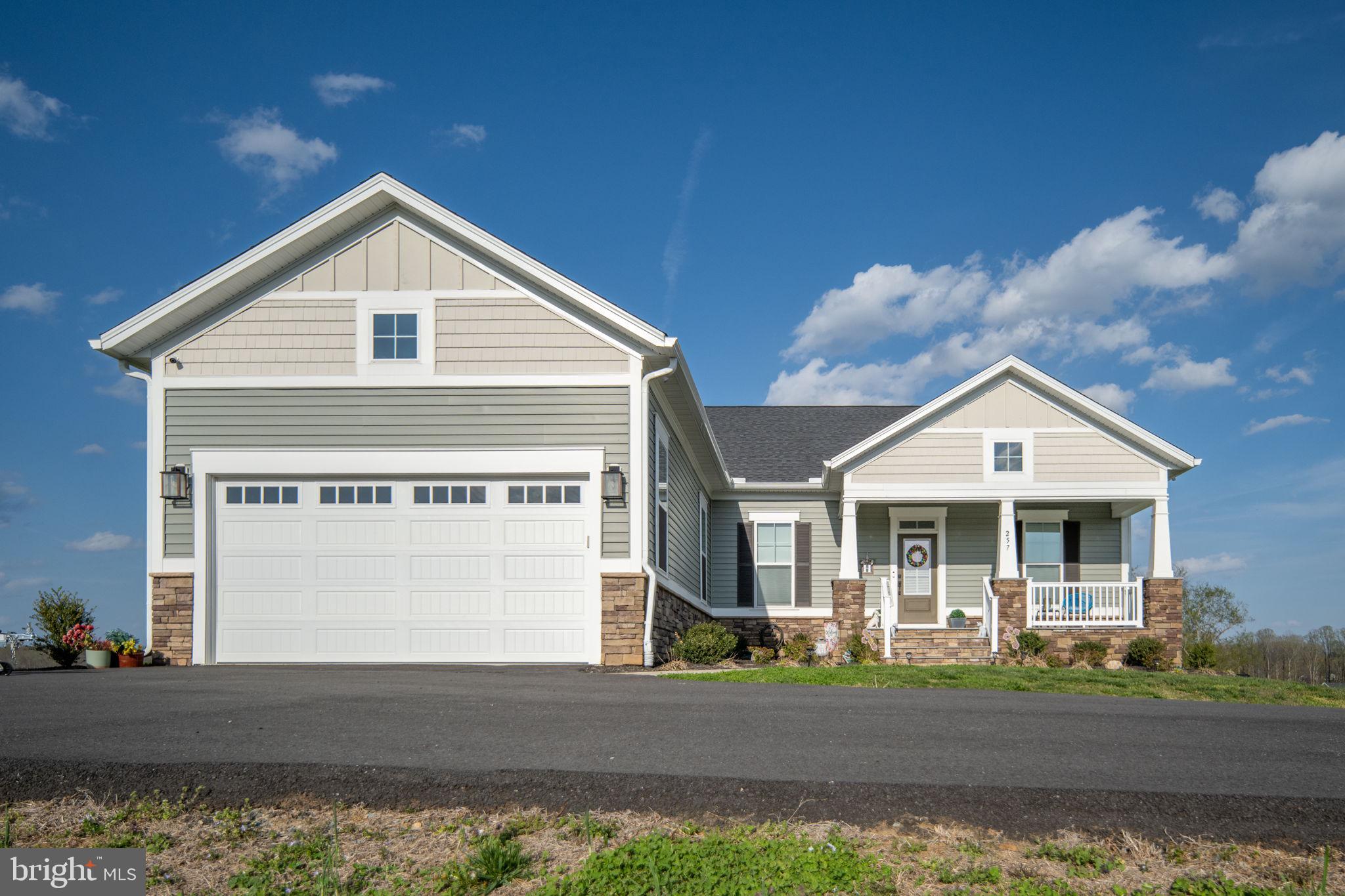 ROCK ISLAND LANDING - Residential