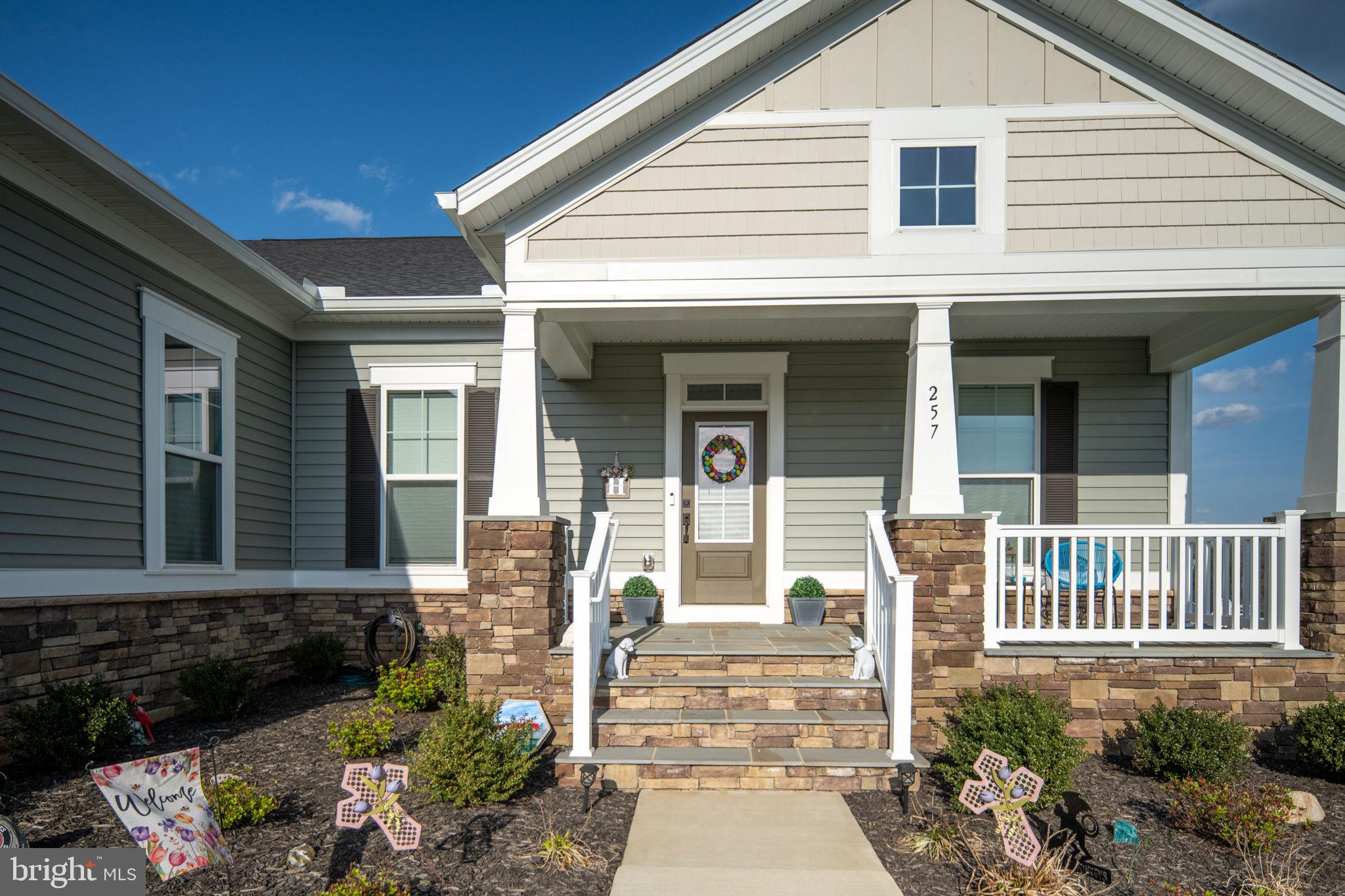 ROCK ISLAND LANDING - Residential