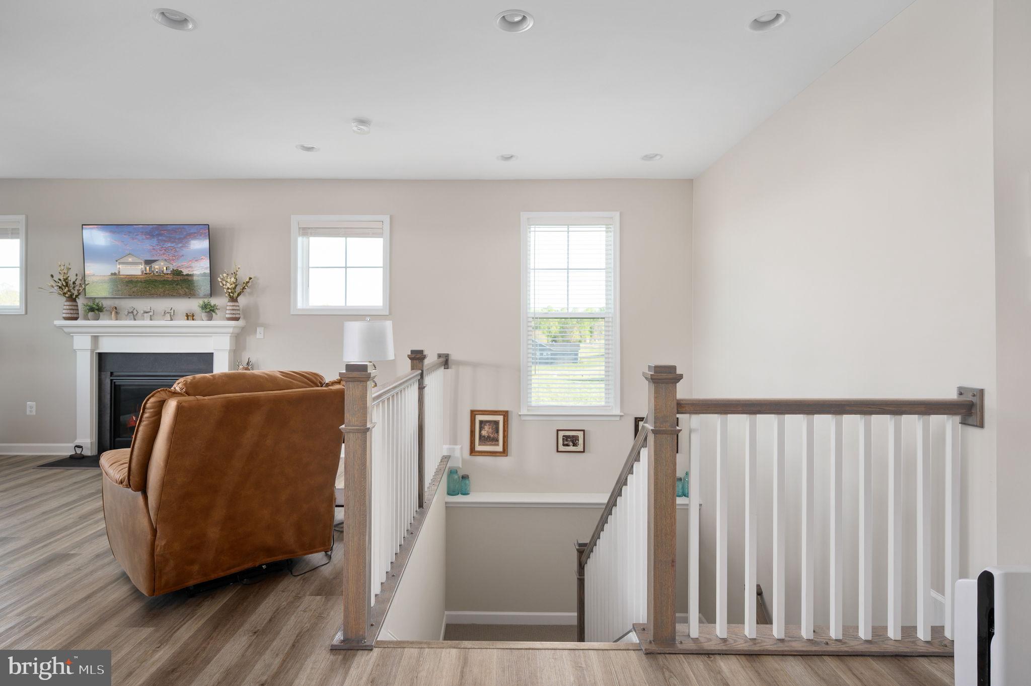 ROCK ISLAND LANDING - Residential