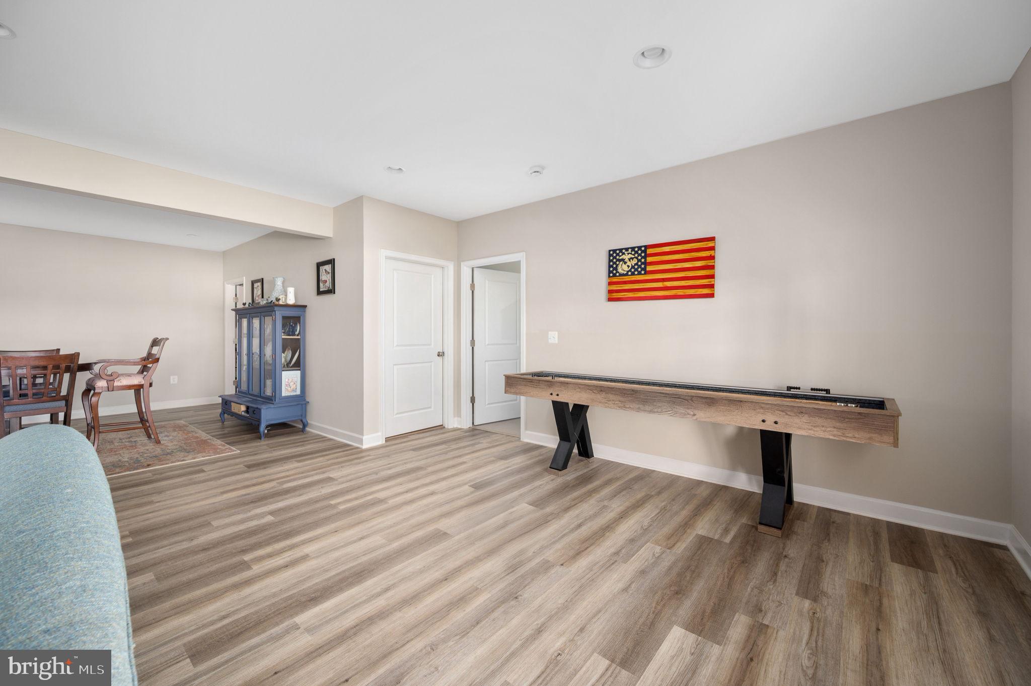 ROCK ISLAND LANDING - Residential