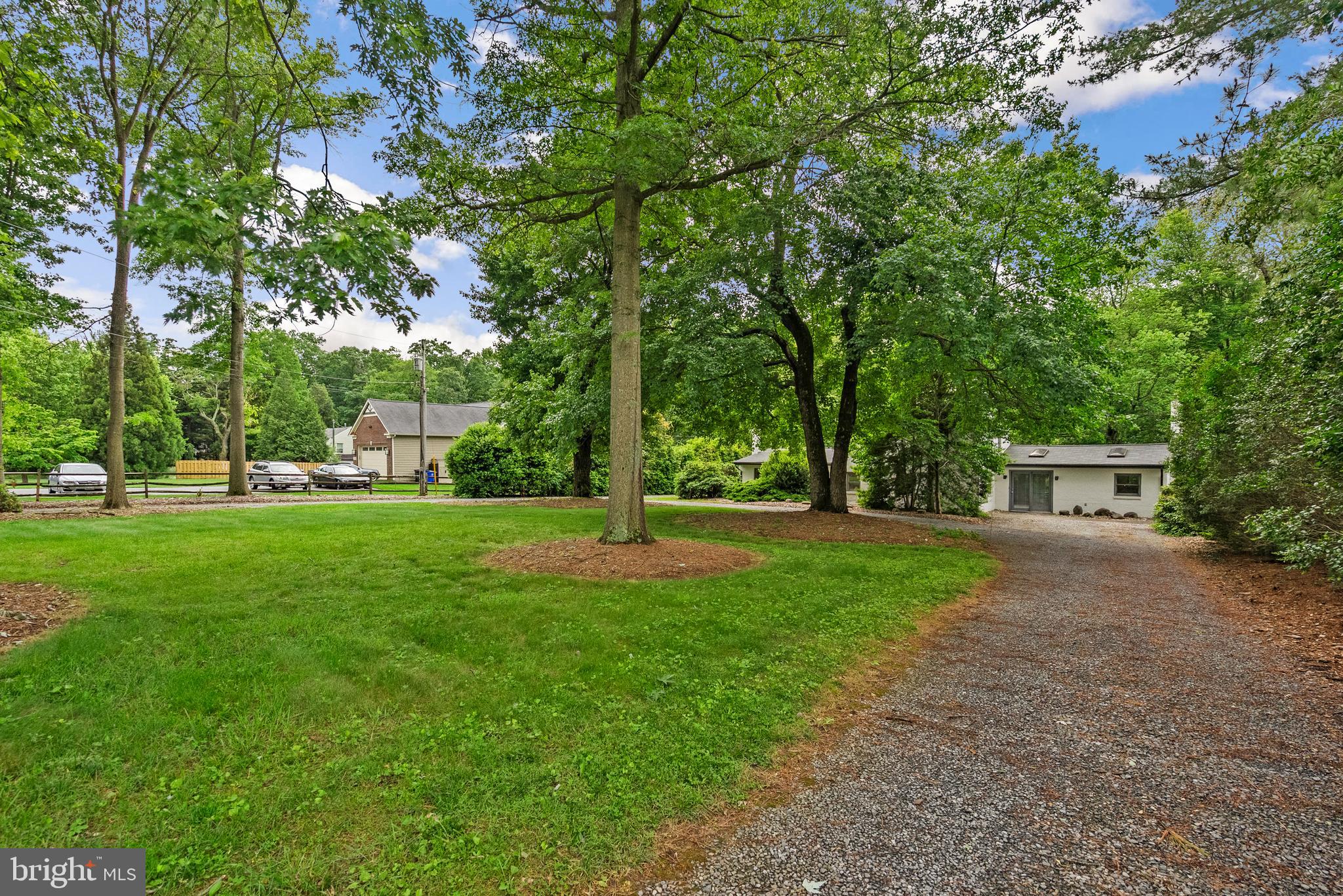 15708 THOMPSON ROAD