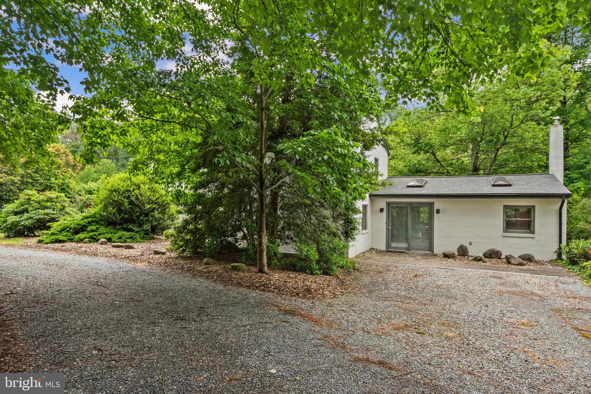 15708 THOMPSON ROAD