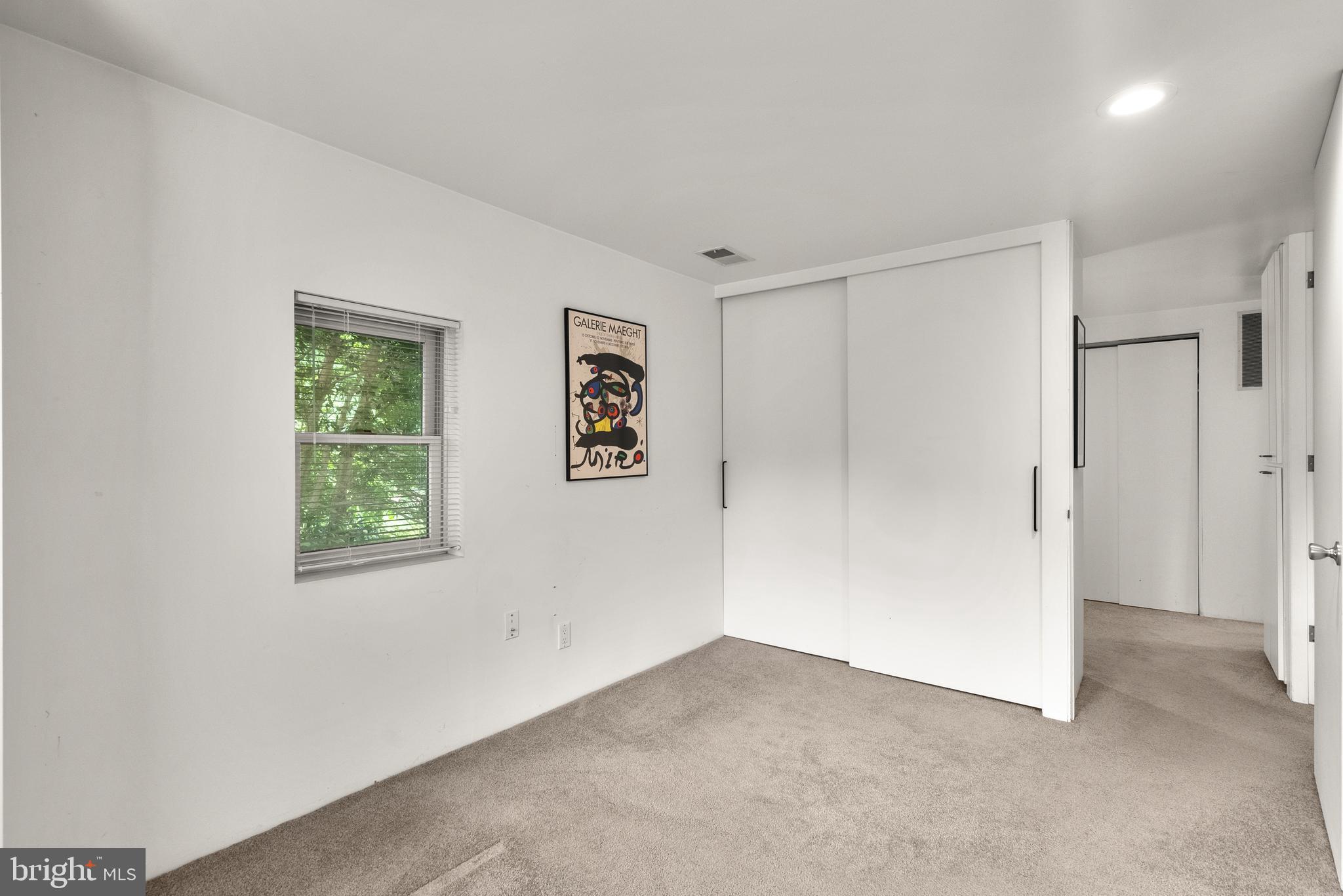 COLESVILLE OUTSIDE - Residential