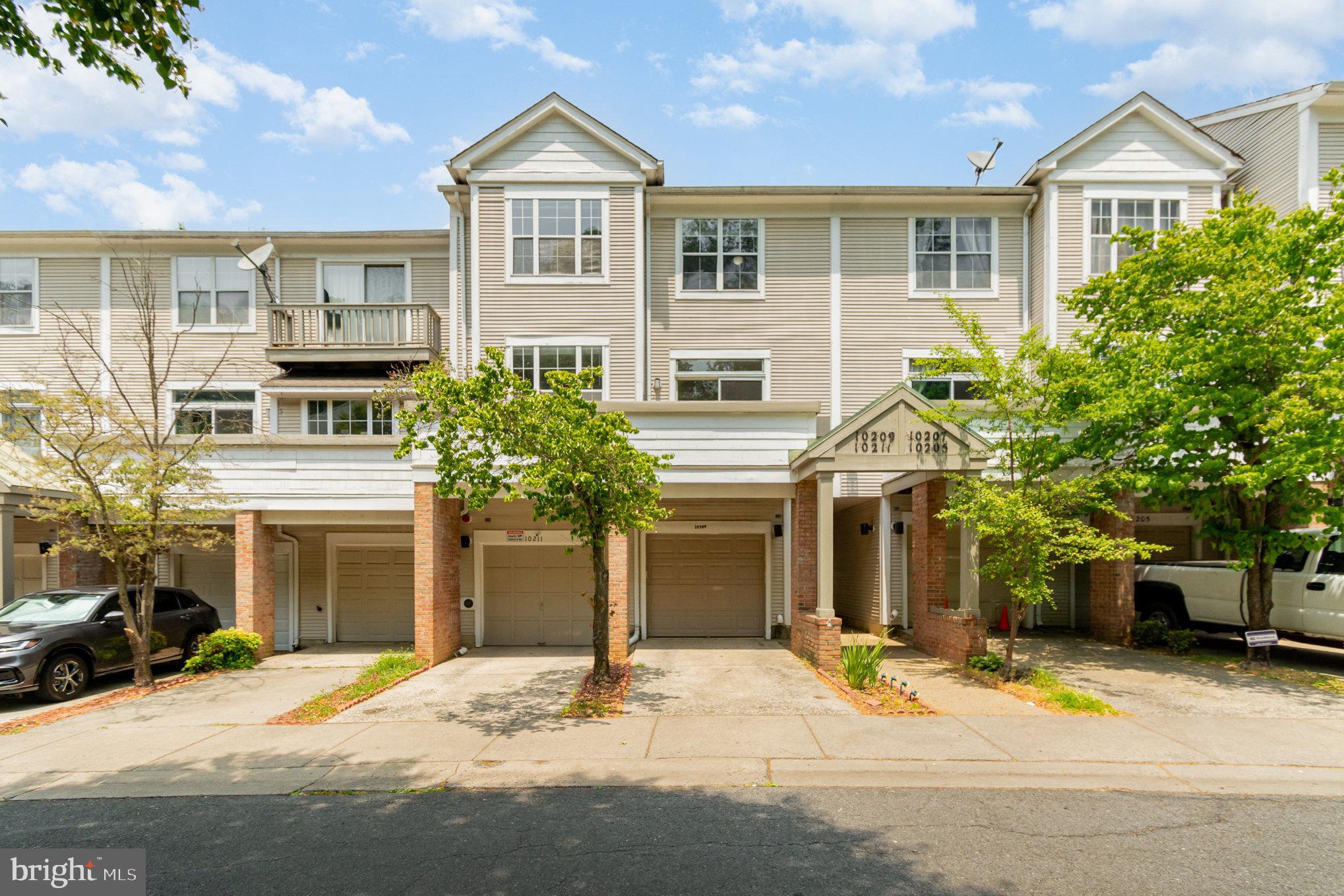 FOREST BROOKE - Residential