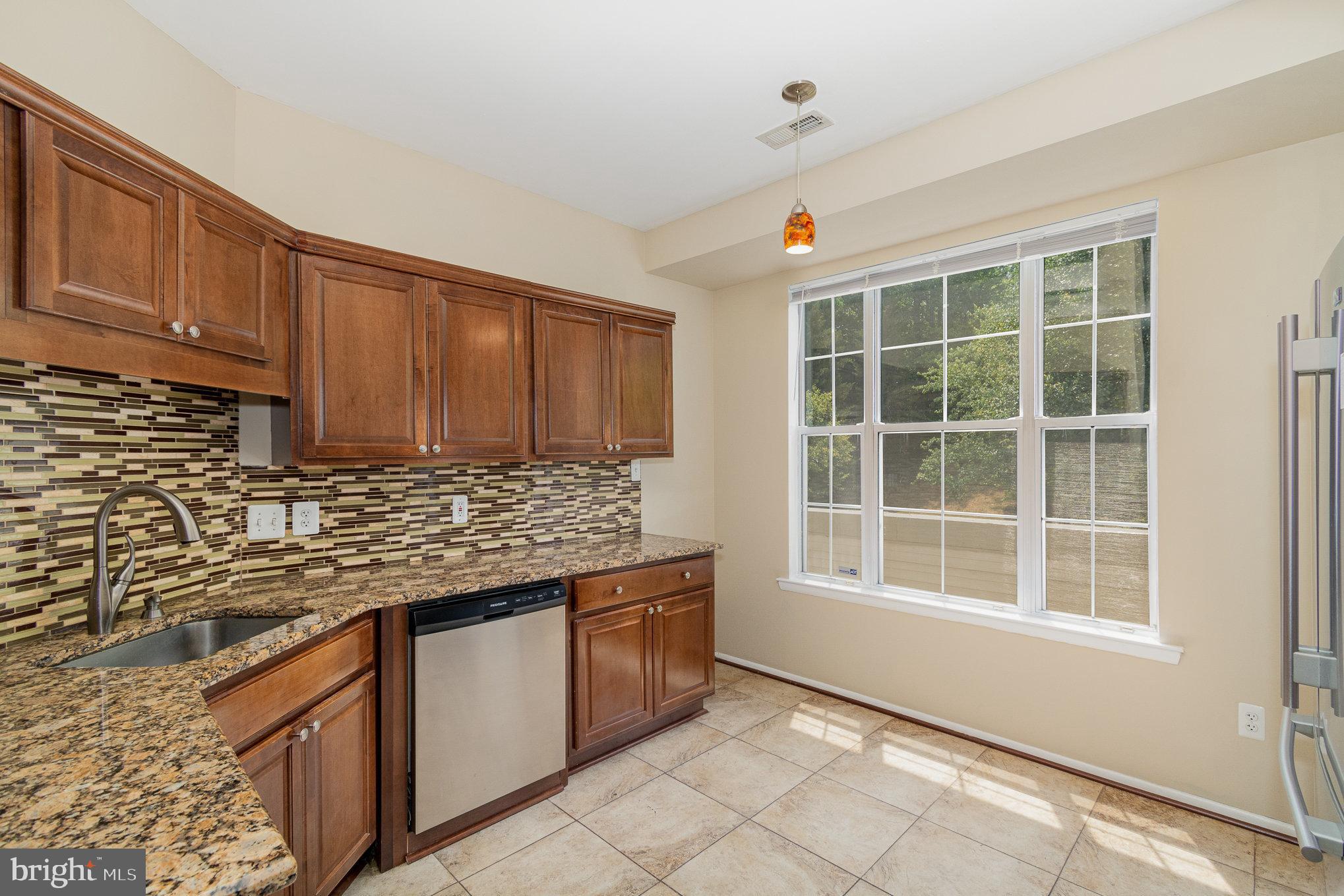 FOREST BROOKE - Residential