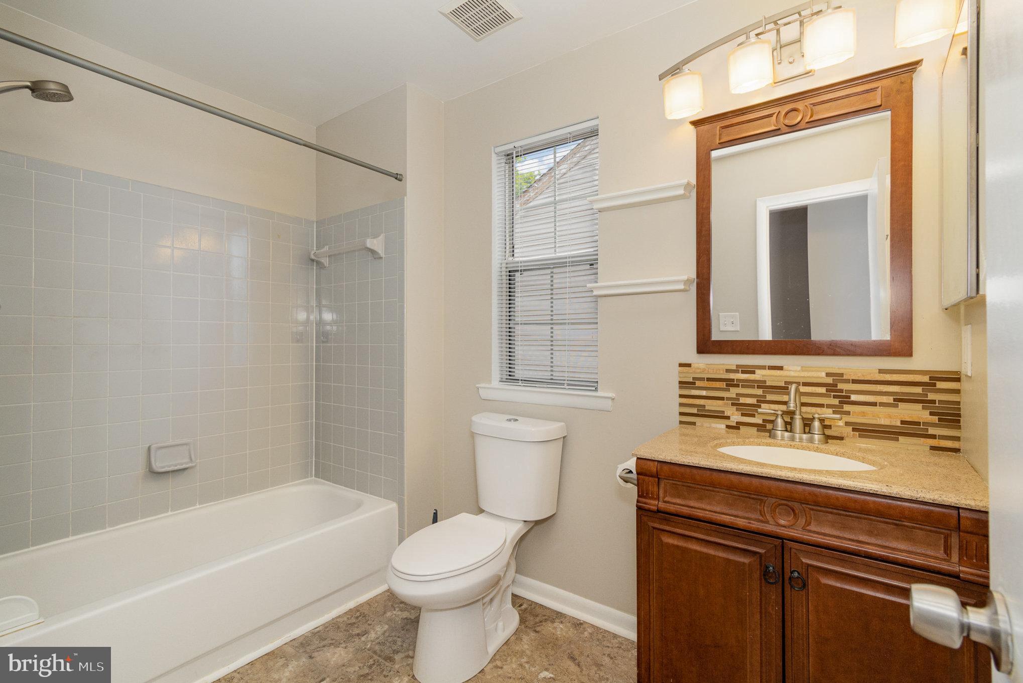 FOREST BROOKE - Residential