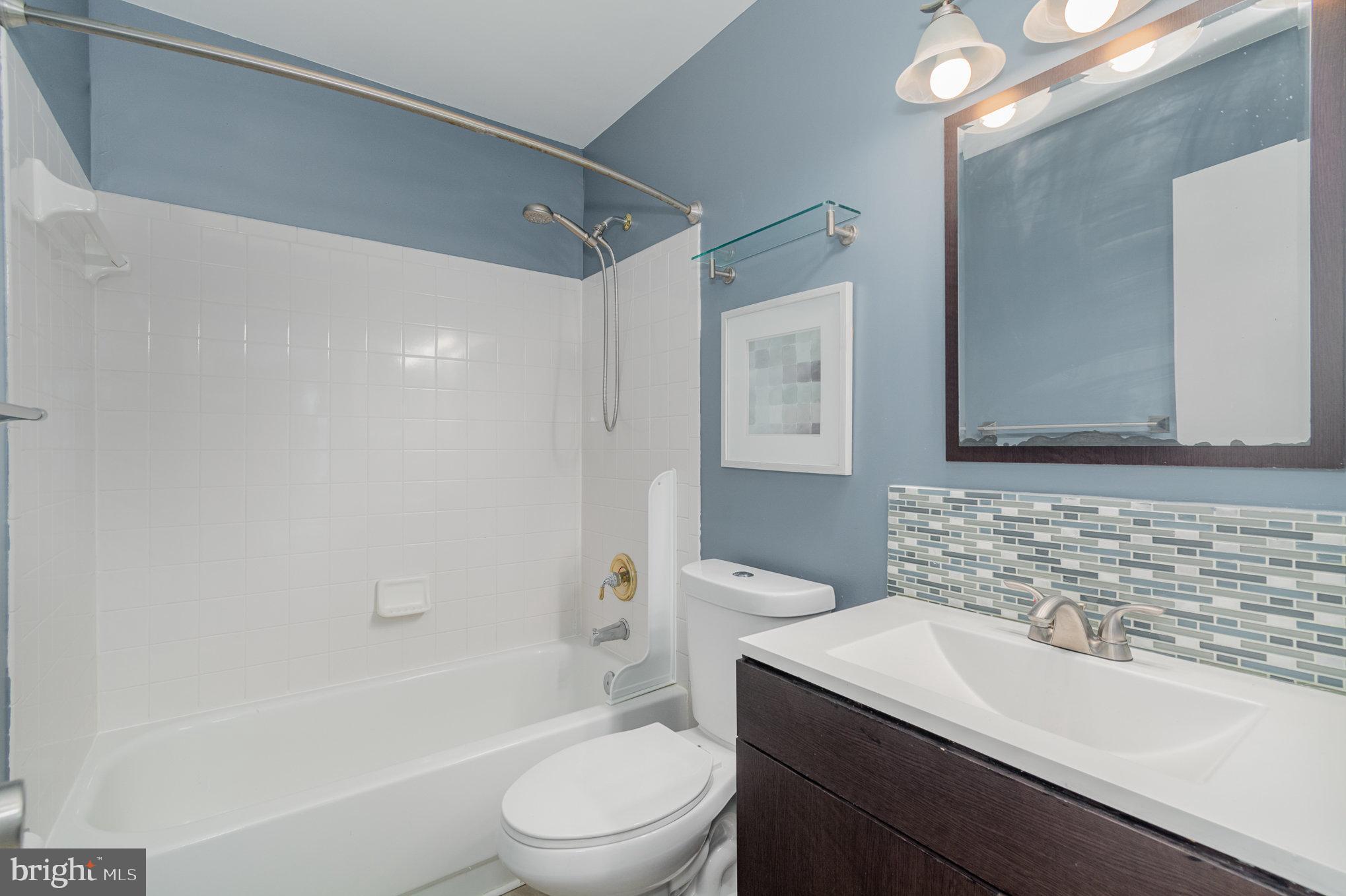 FOREST BROOKE - Residential