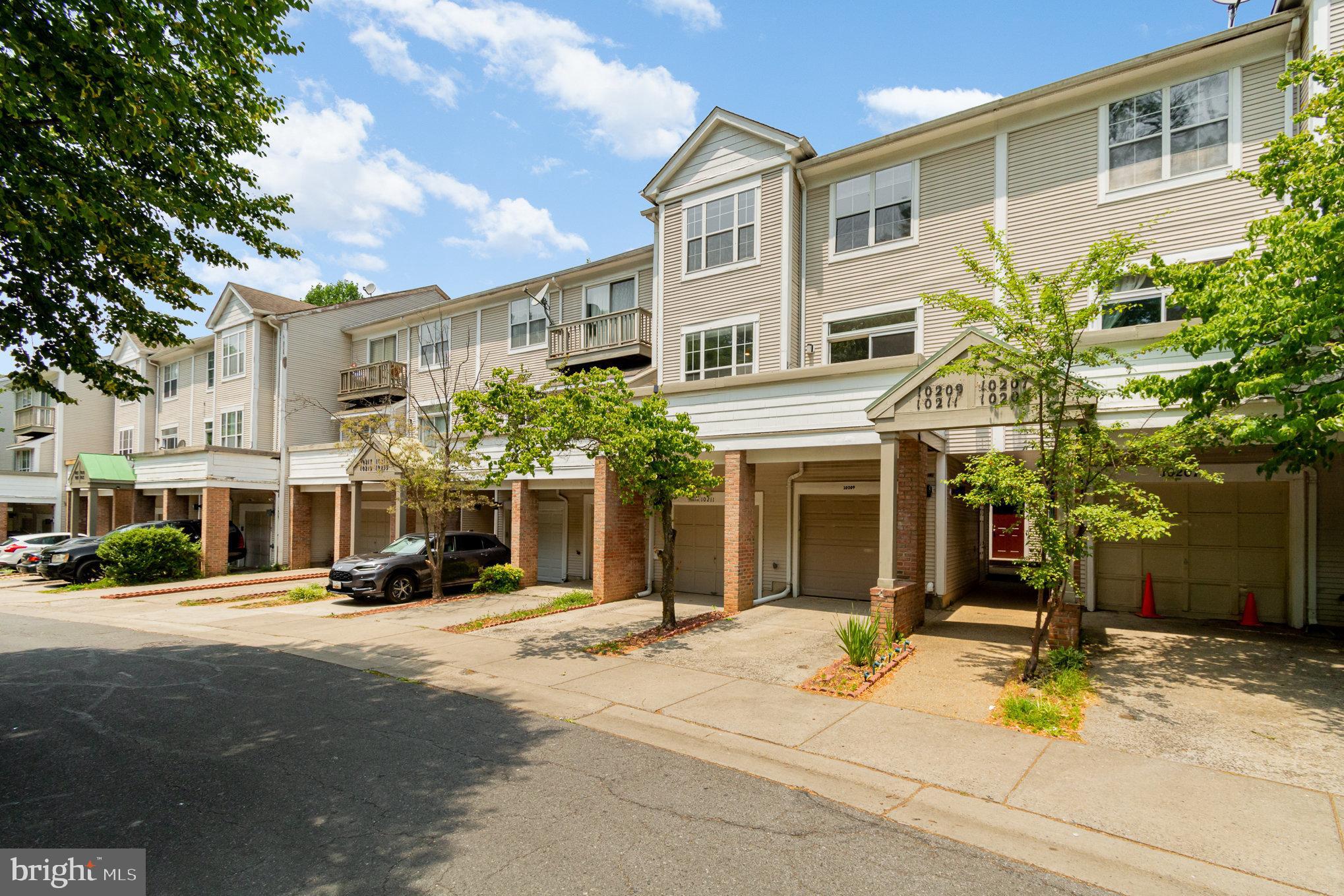 FOREST BROOKE - Residential