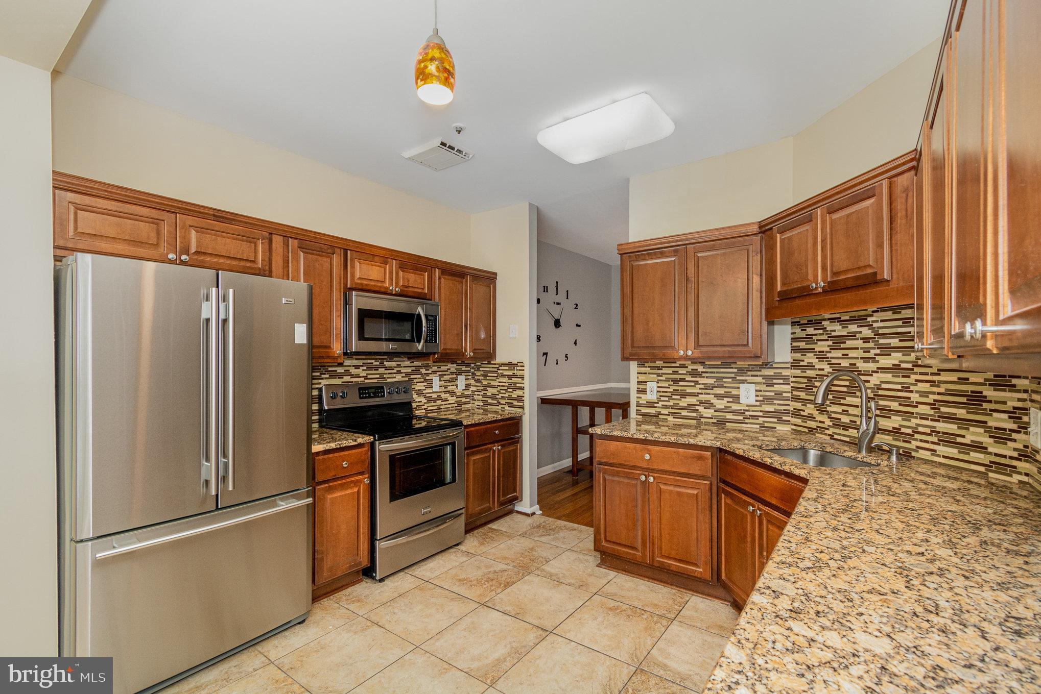 FOREST BROOKE - Residential