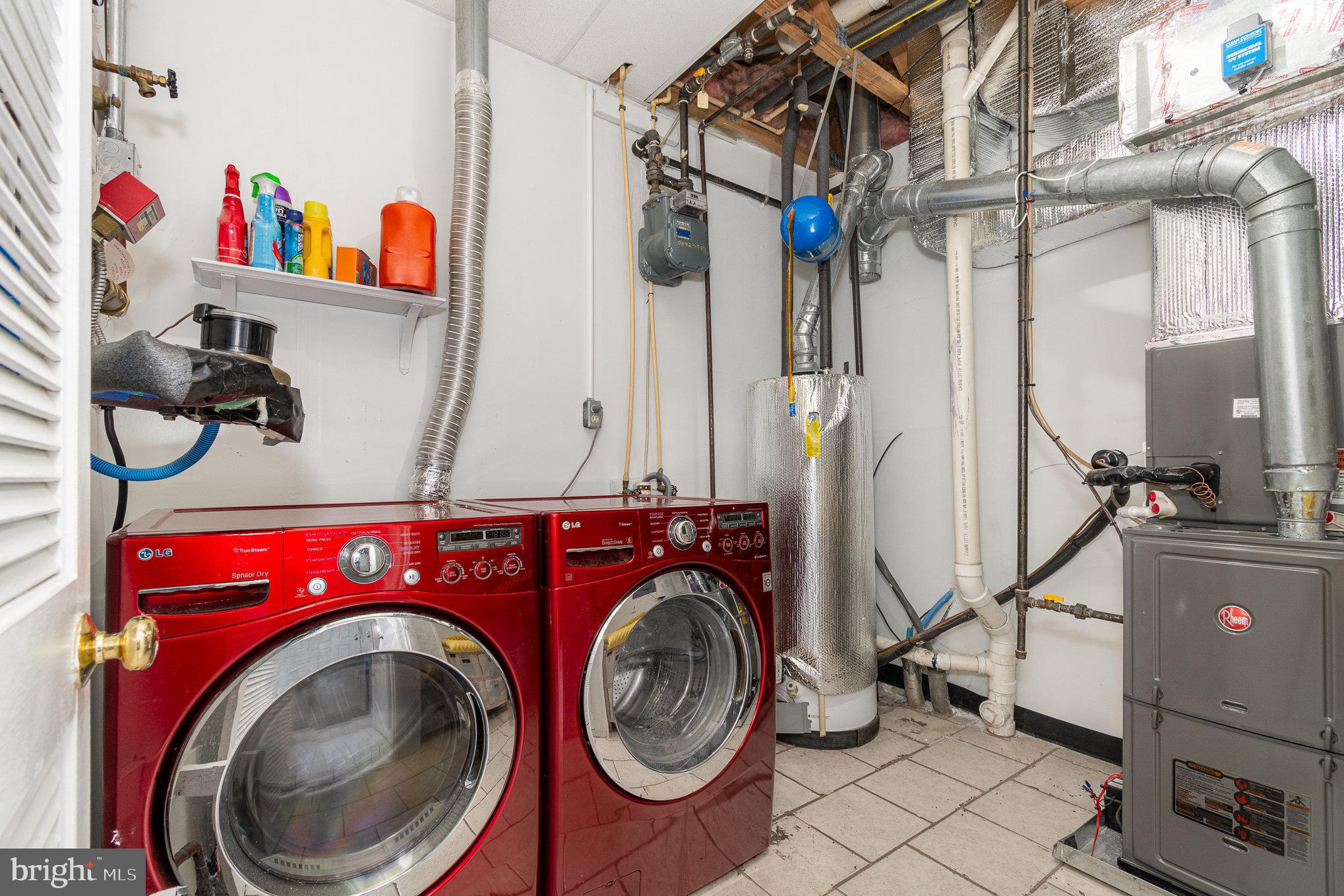 FOREST BROOKE - Residential