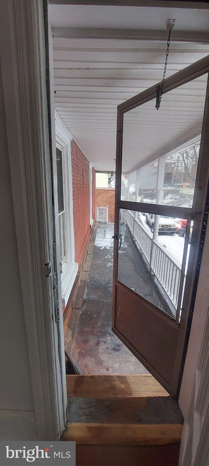 1023 W MARKET STREET