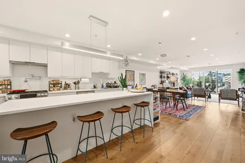 MLS: DCDC2268014