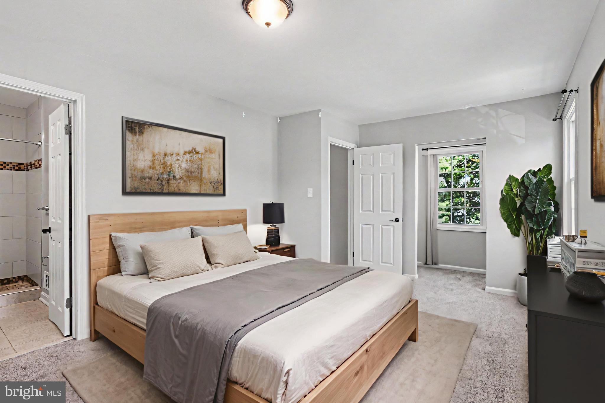 CROFTON MEWS CONDO - Residential