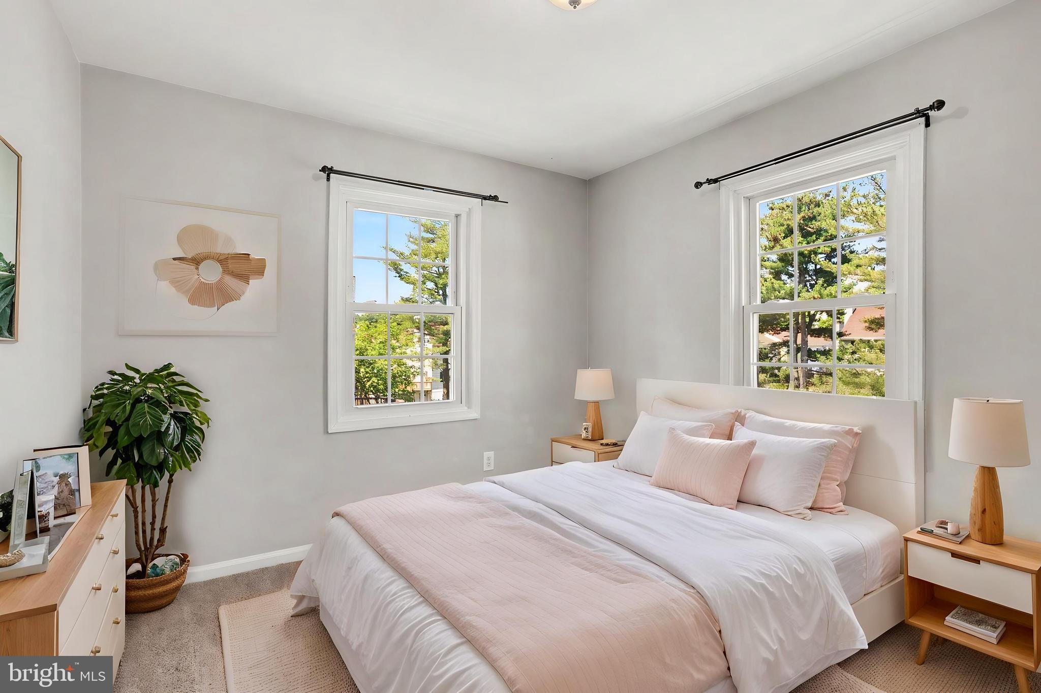 CROFTON MEWS CONDO - Residential