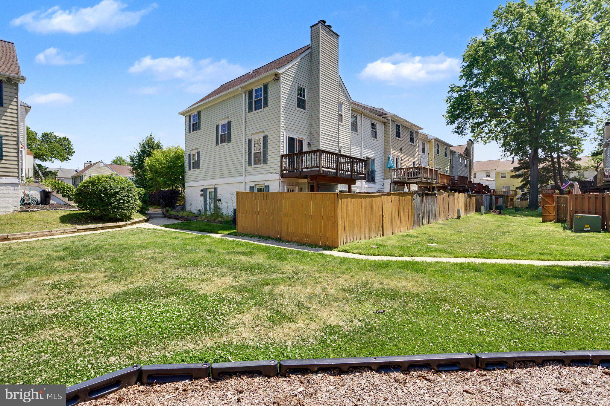 CROFTON MEWS CONDO - Residential