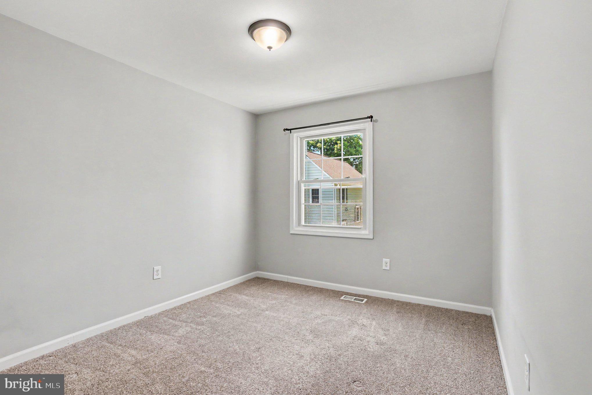 CROFTON MEWS CONDO - Residential