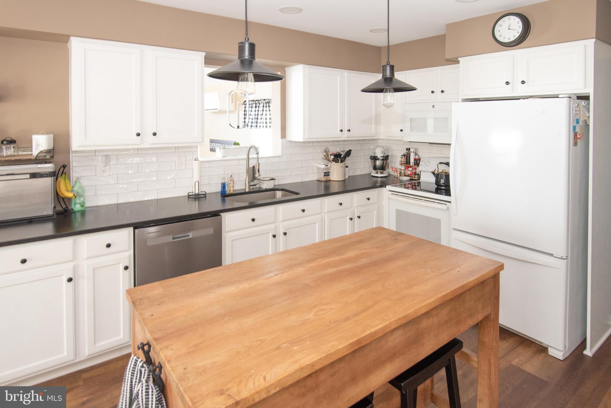 VALLEY VIEW ESTS - Residential