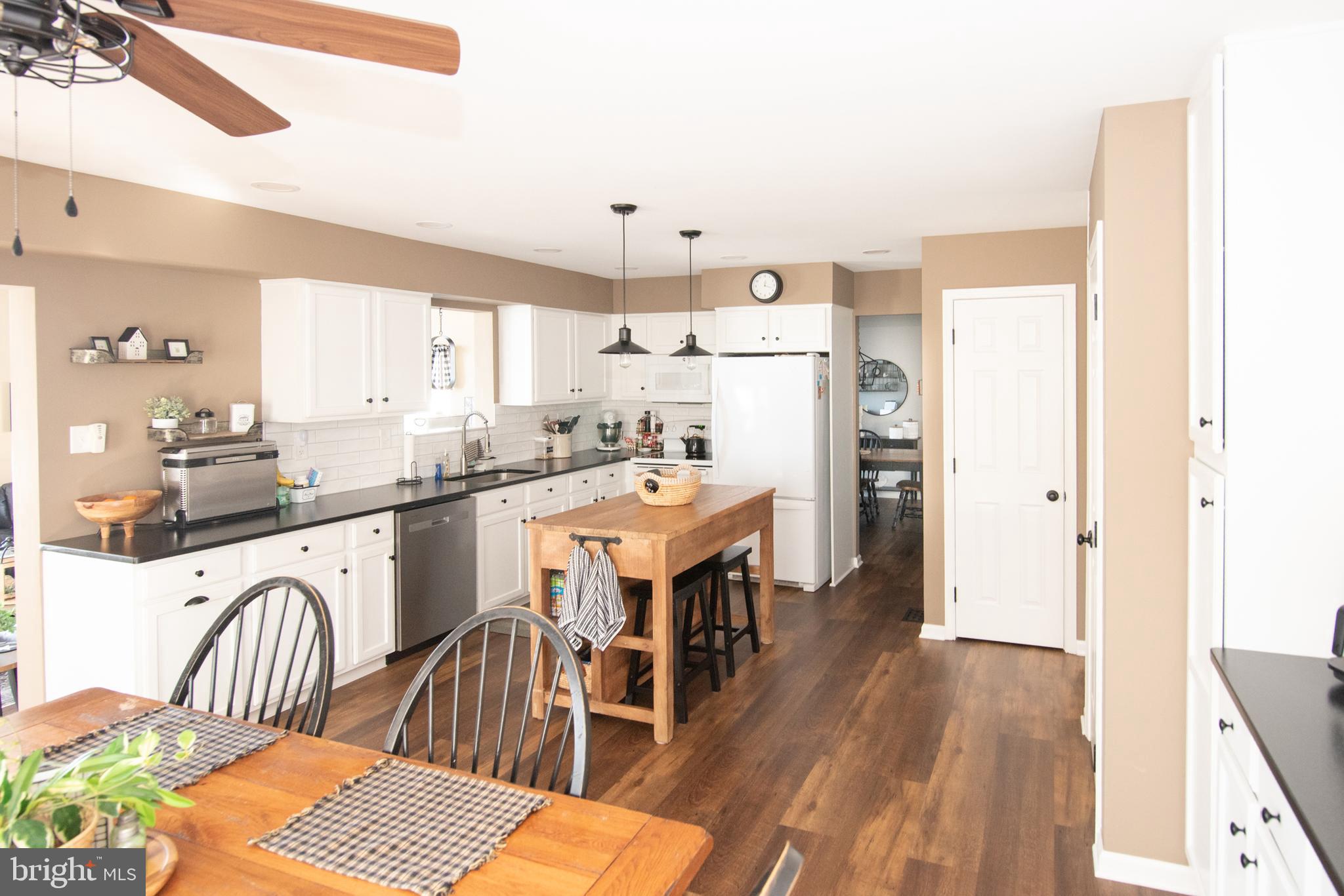 VALLEY VIEW ESTS - Residential