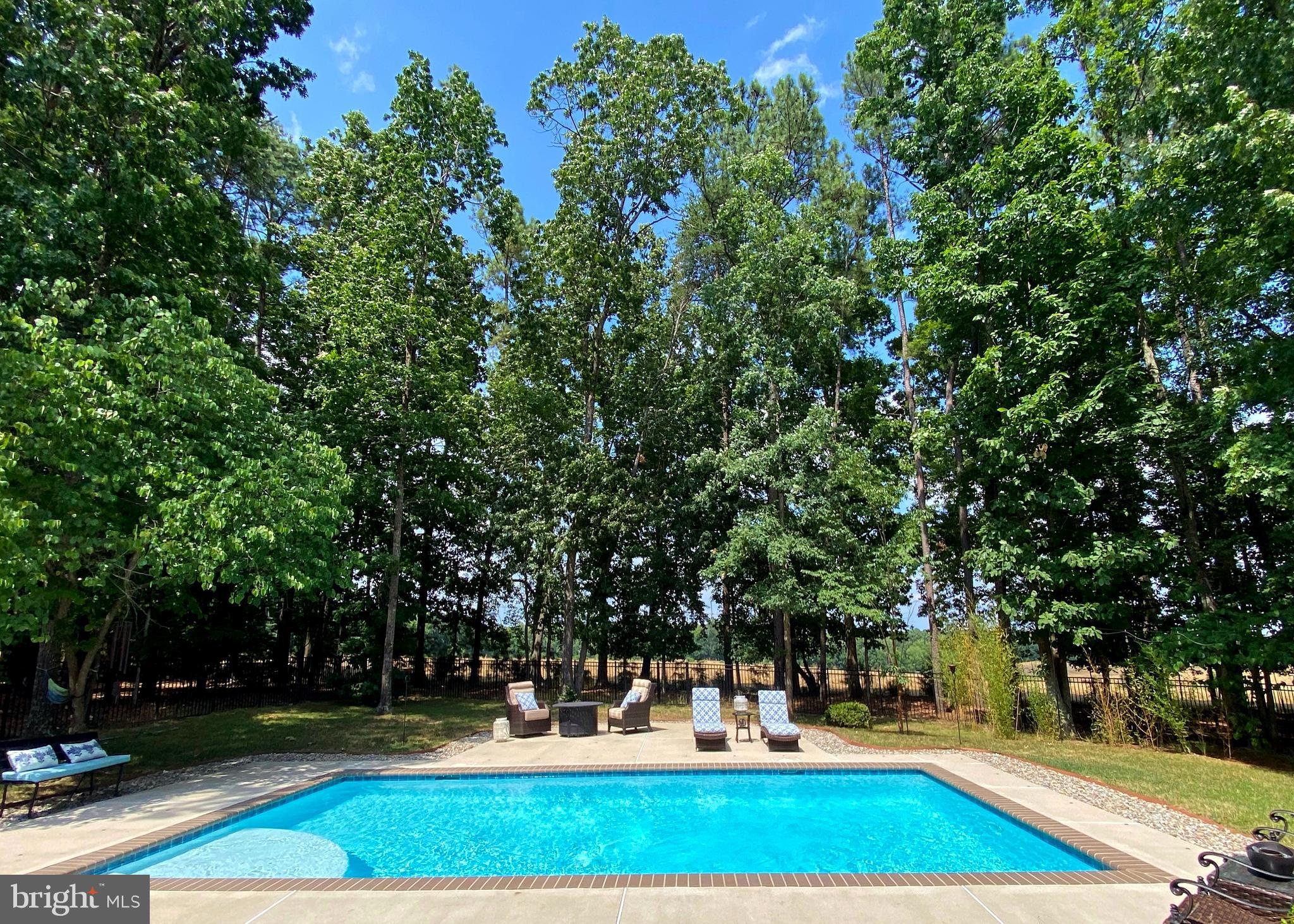 FAWN LAKE - Residential