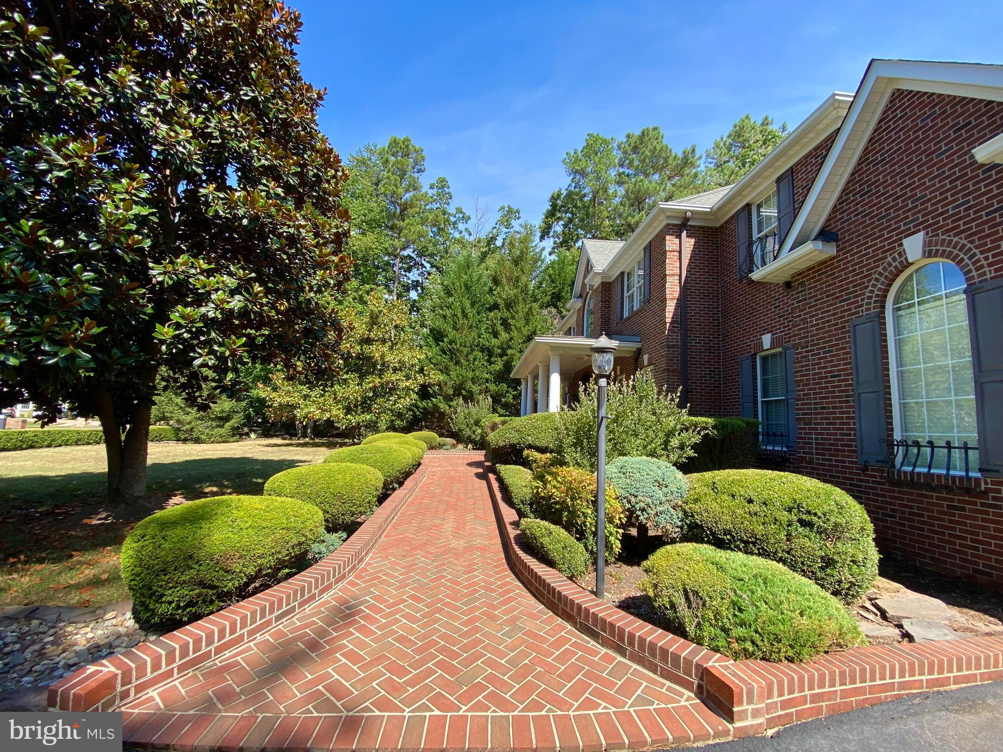 FAWN LAKE - Residential