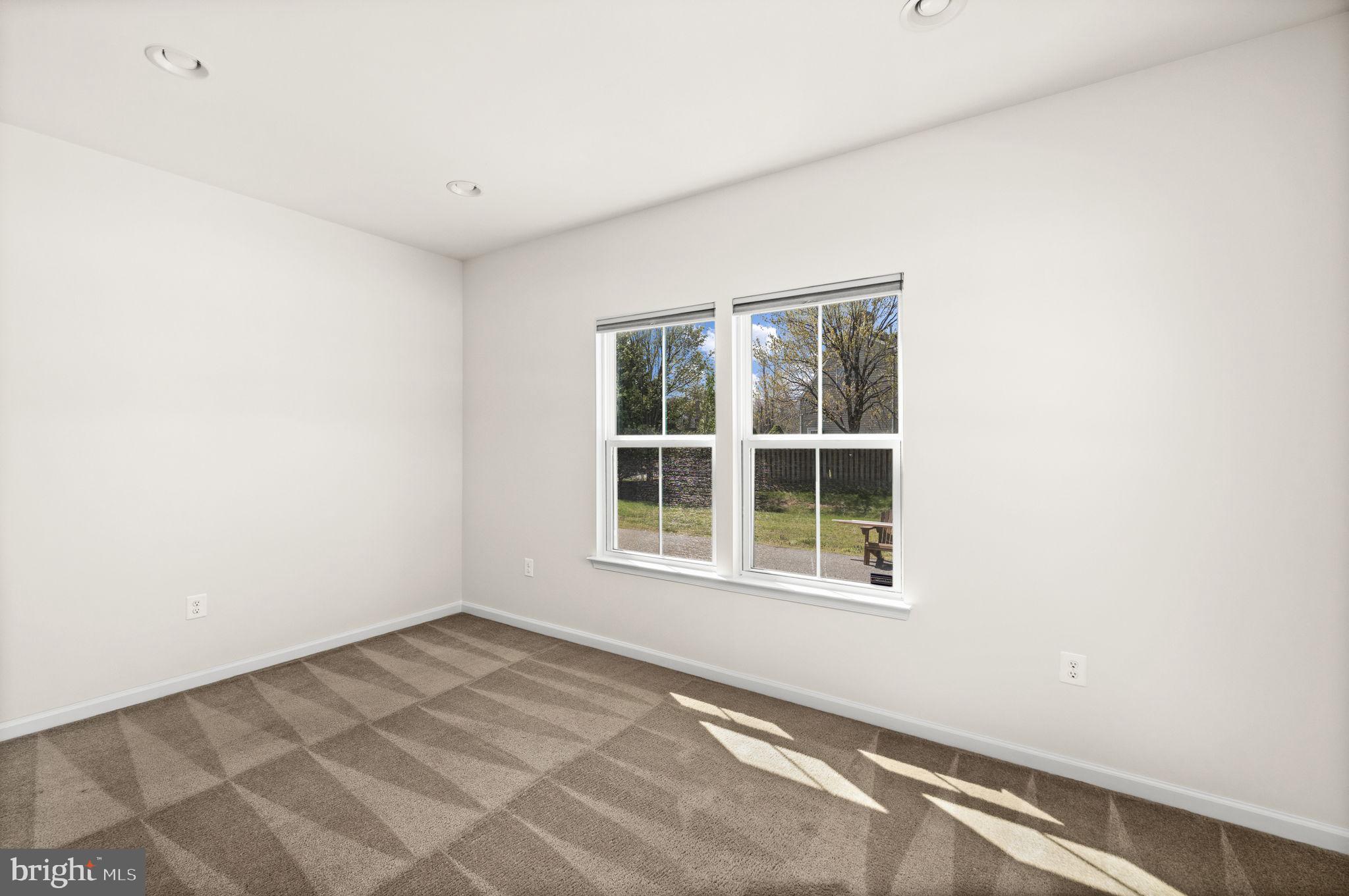 PELHAM'S EAST - Residential