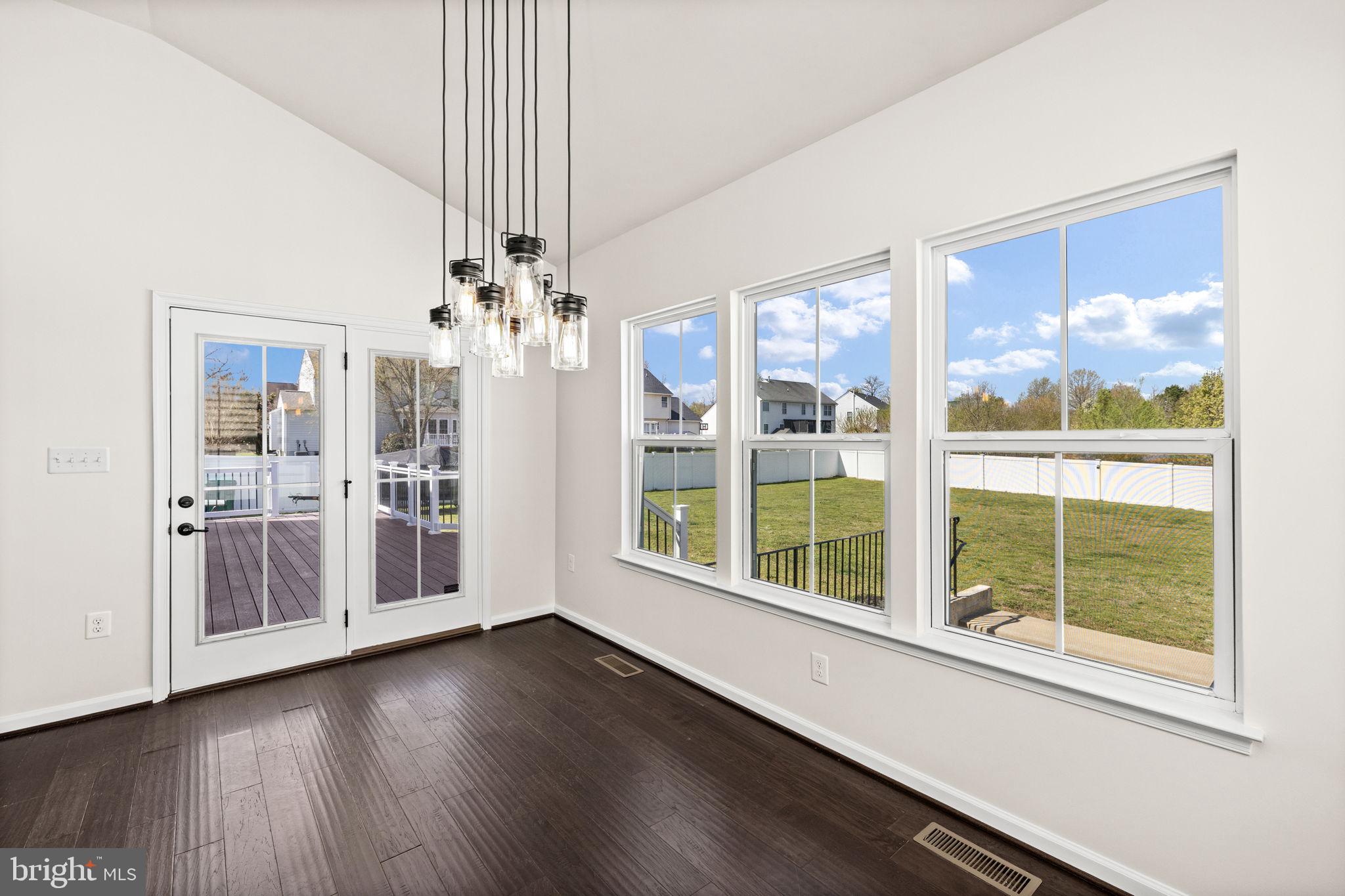 PELHAM'S EAST - Residential