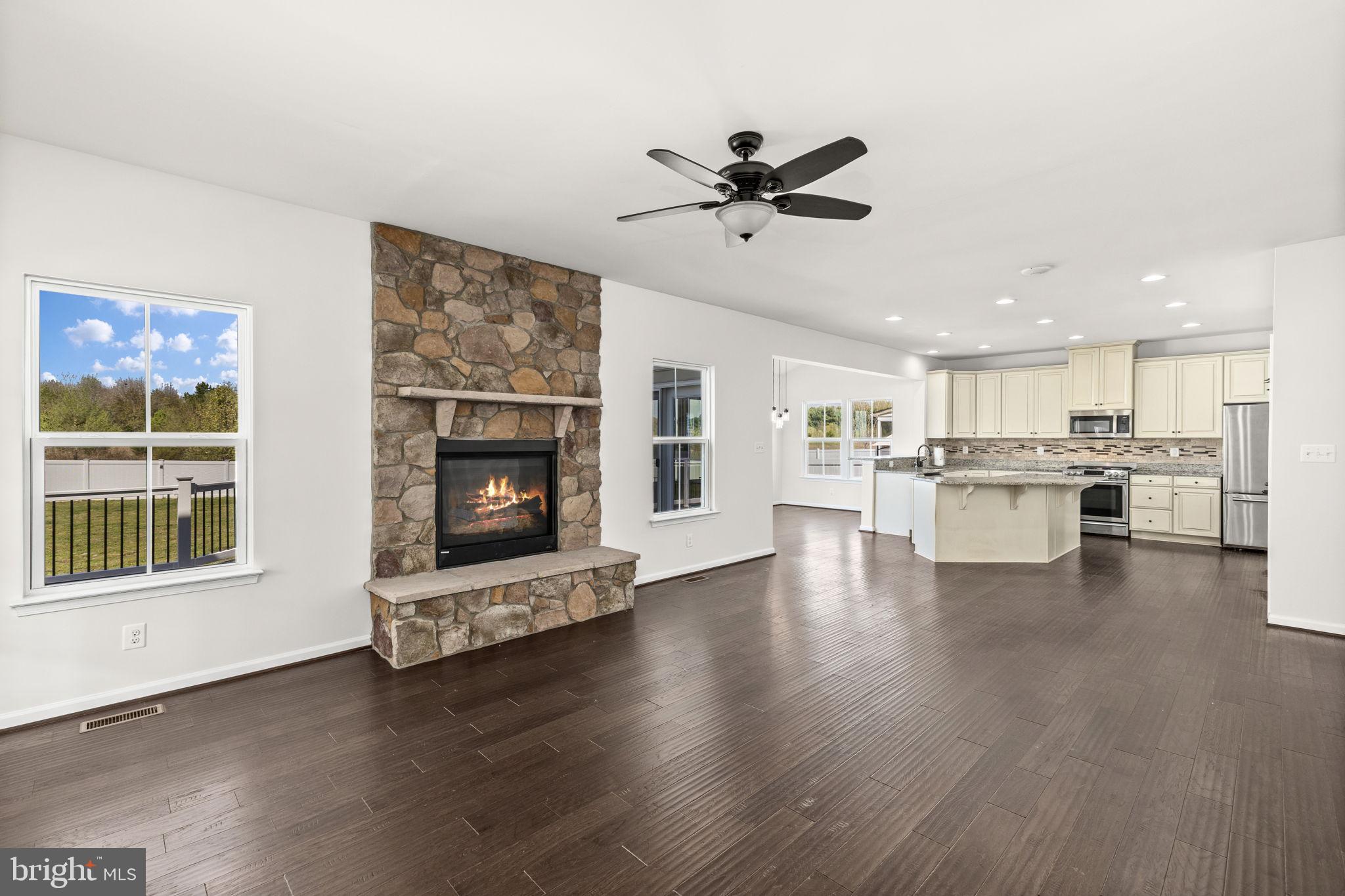 PELHAM'S EAST - Residential