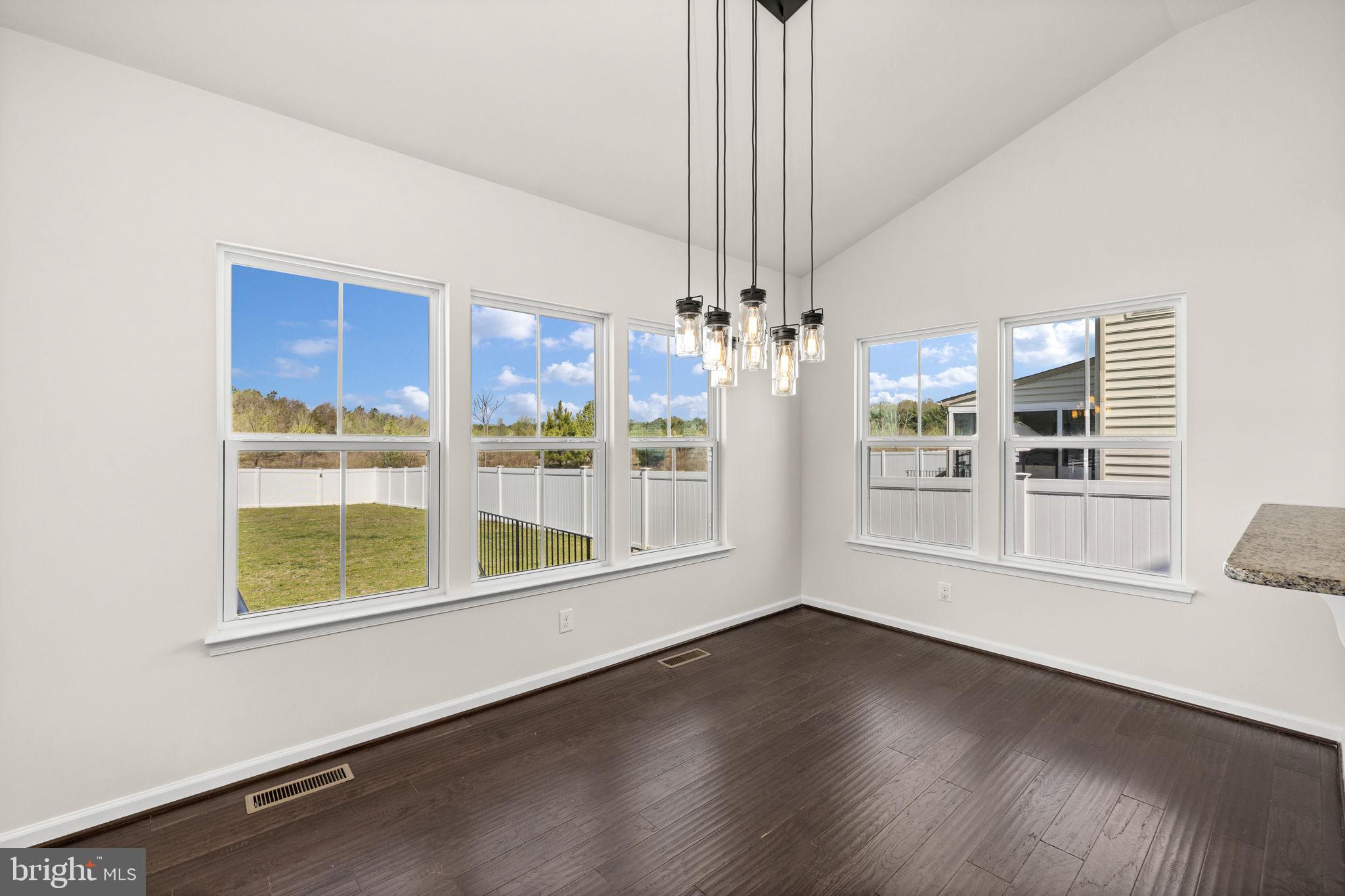 PELHAM'S EAST - Residential