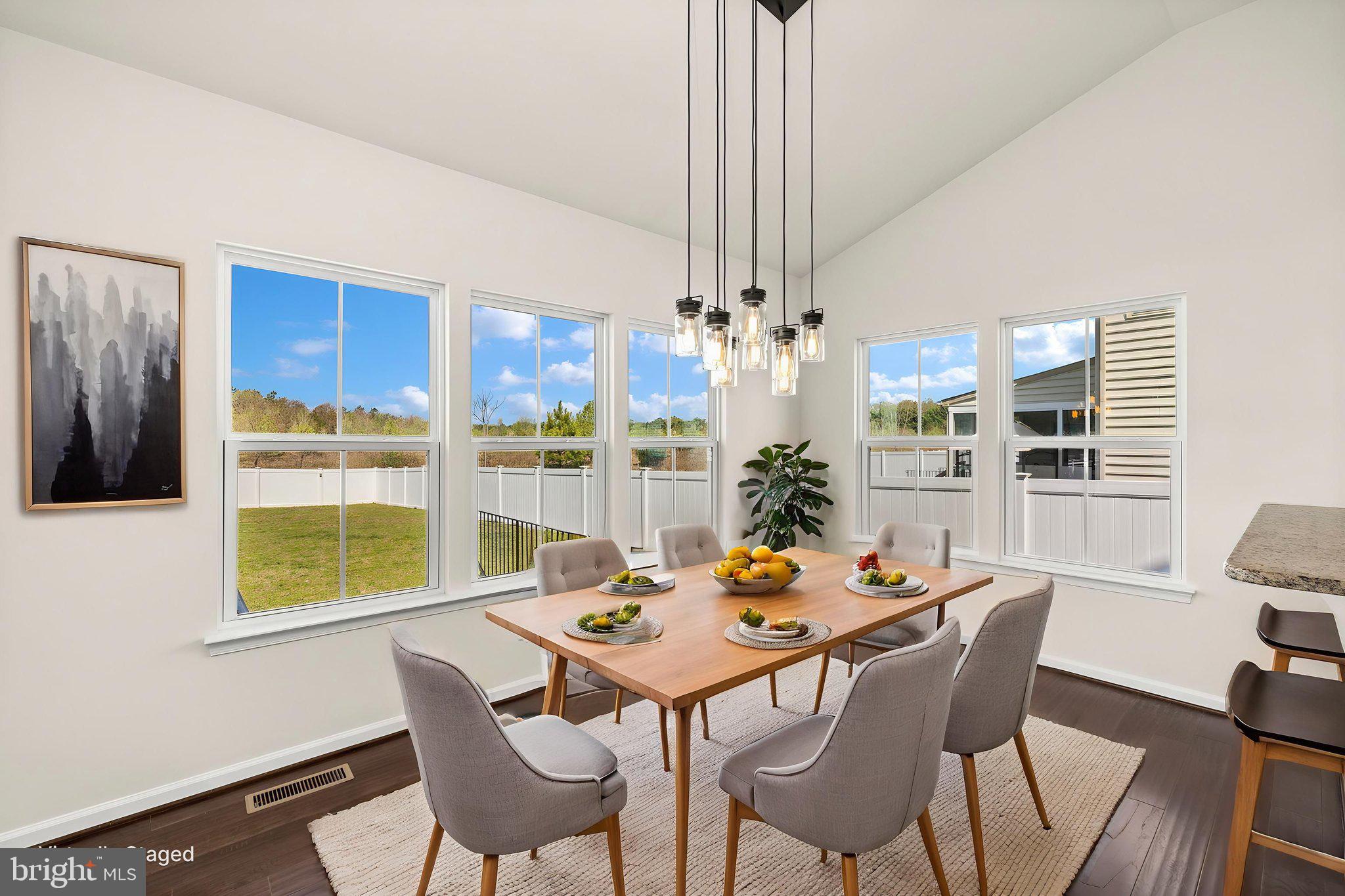 PELHAM'S EAST - Residential