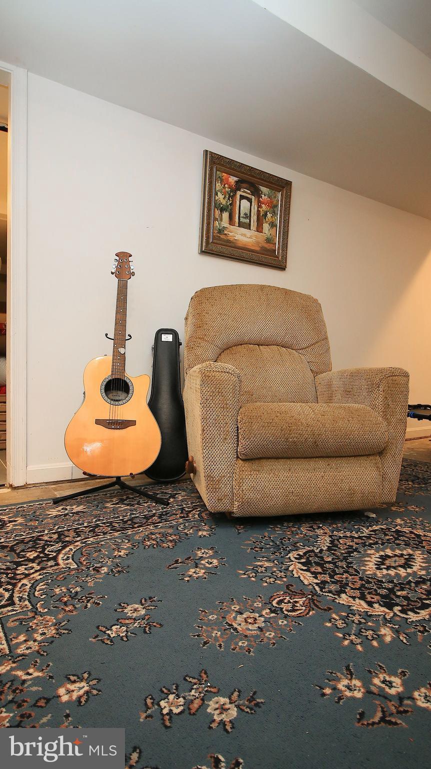 ORANGE HUNT ESTATES - Residential