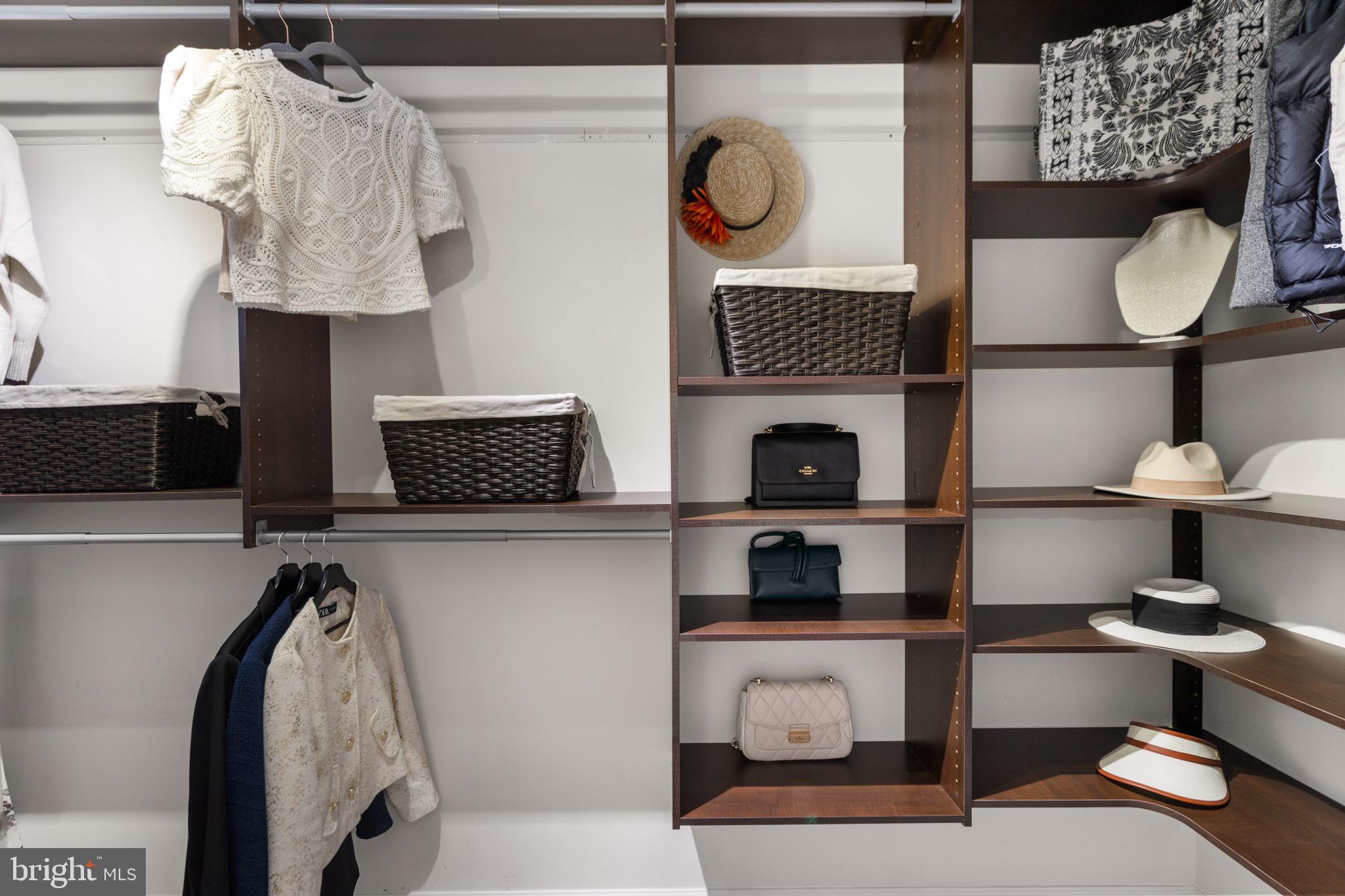 SNOWDEN BRIDGE - Residential