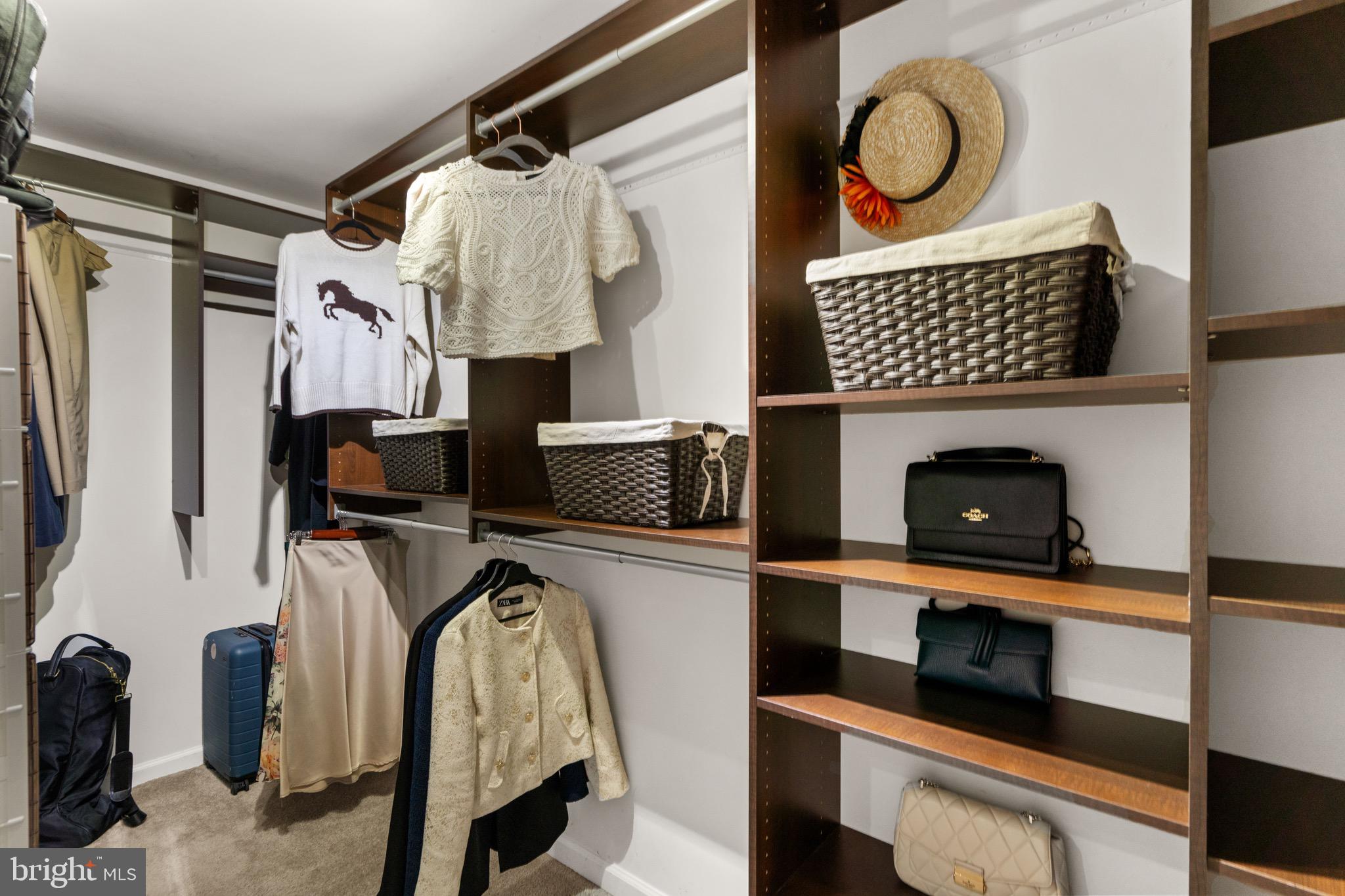 SNOWDEN BRIDGE - Residential