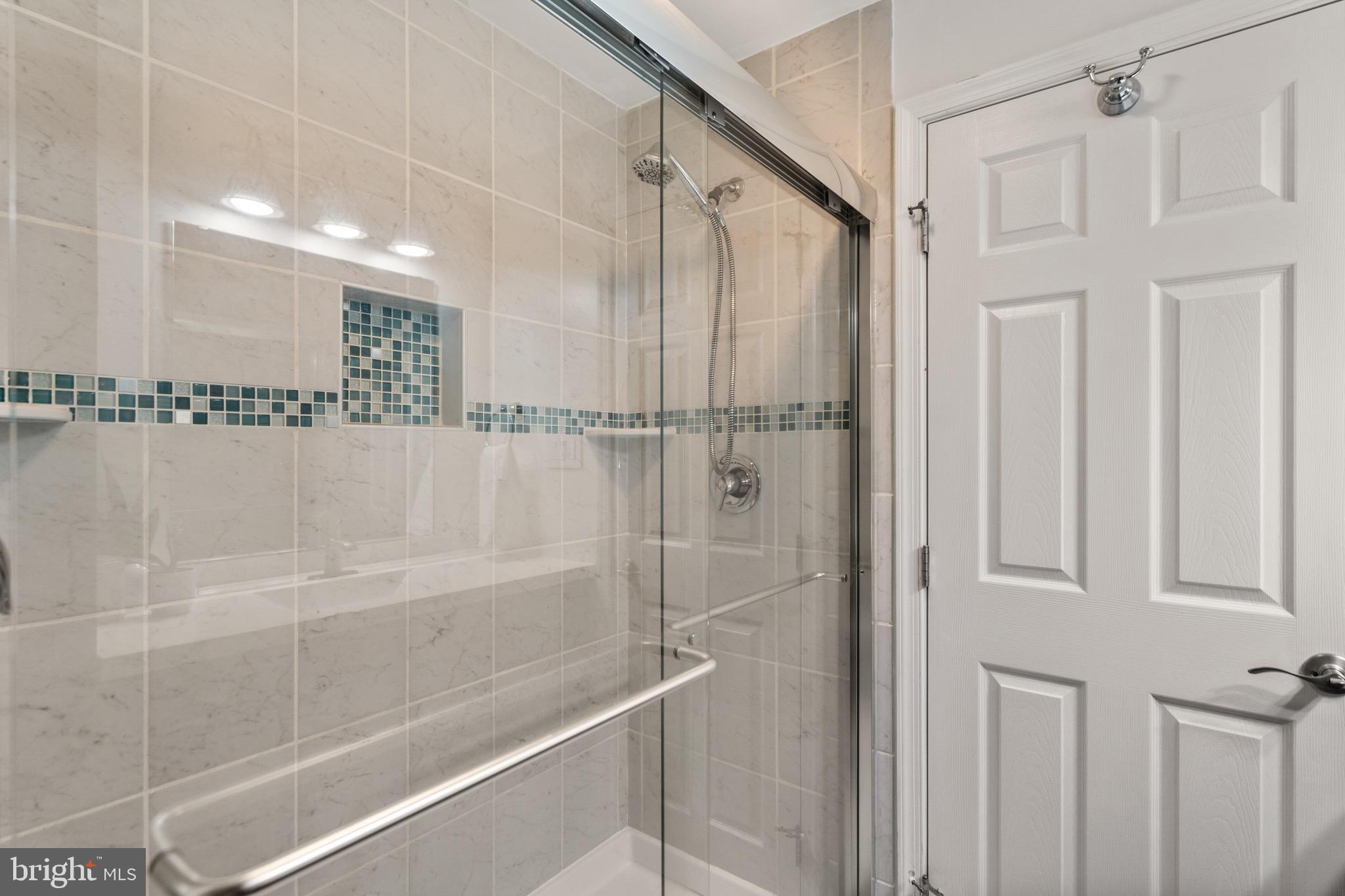 SNOWDEN BRIDGE - Residential