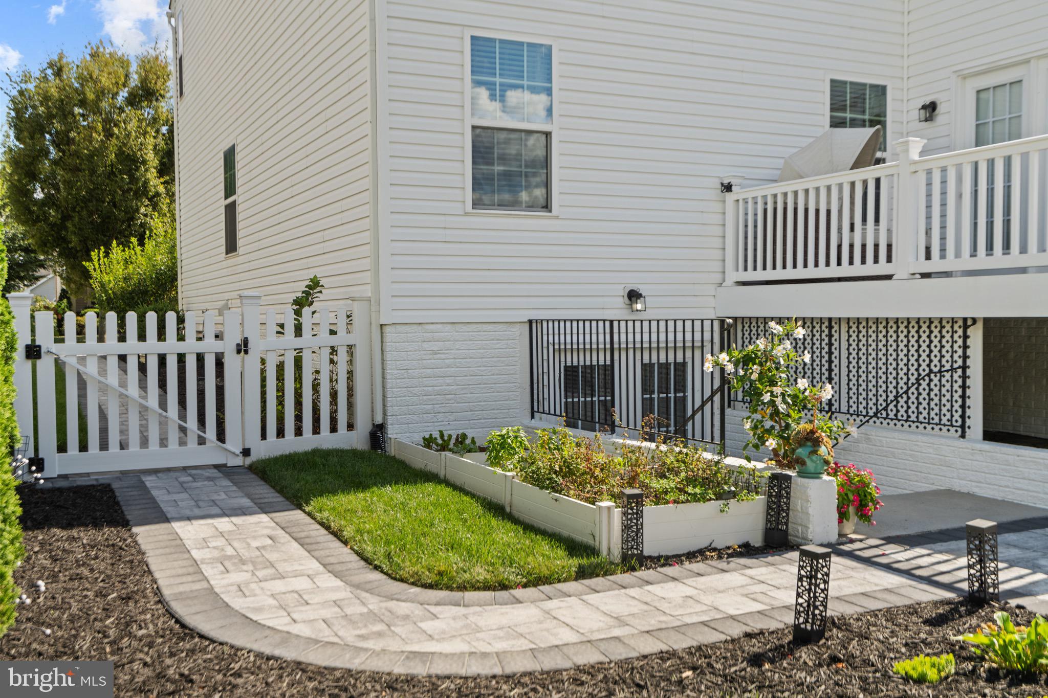 SNOWDEN BRIDGE - Residential