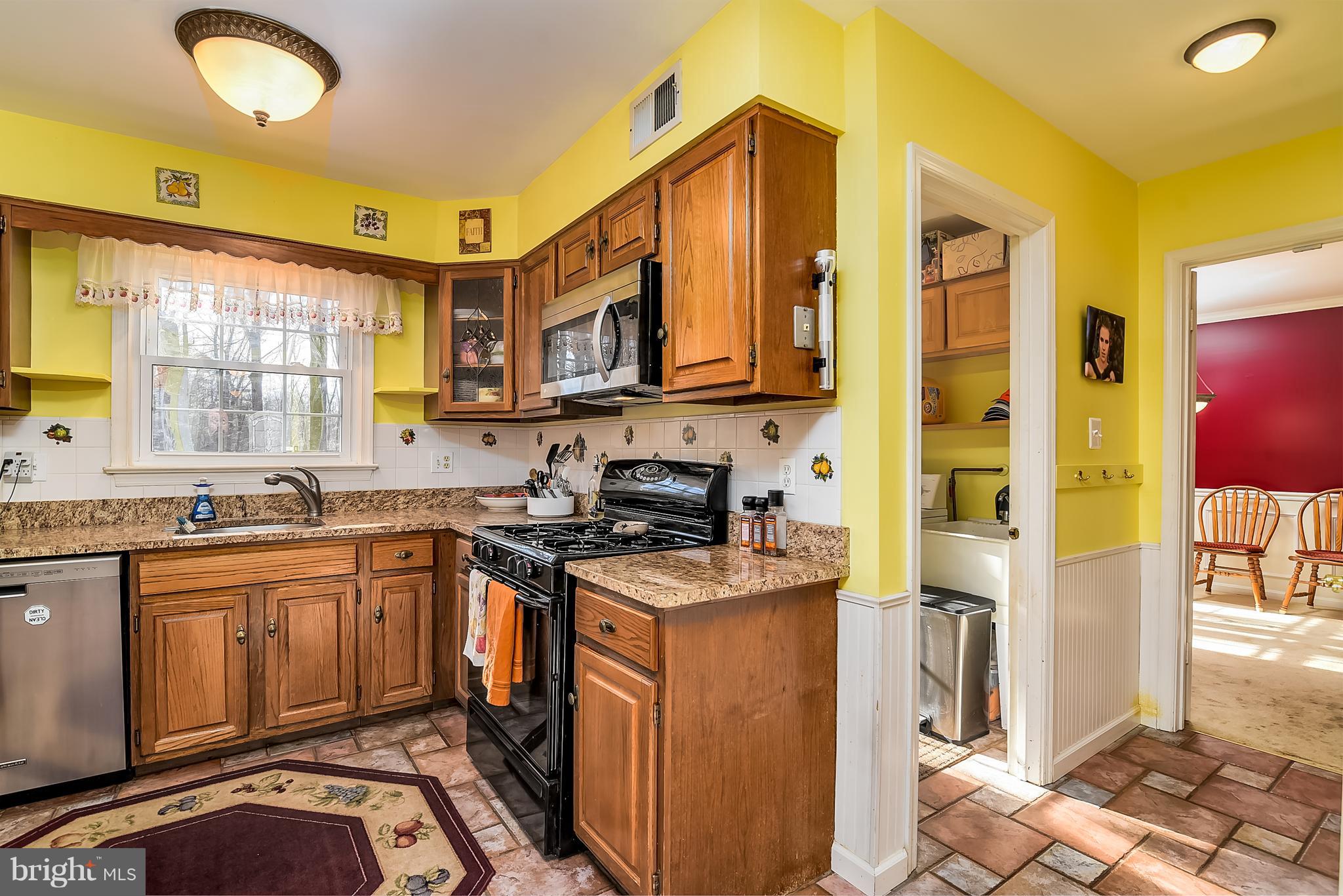 COUNTRYSIDE - Residential