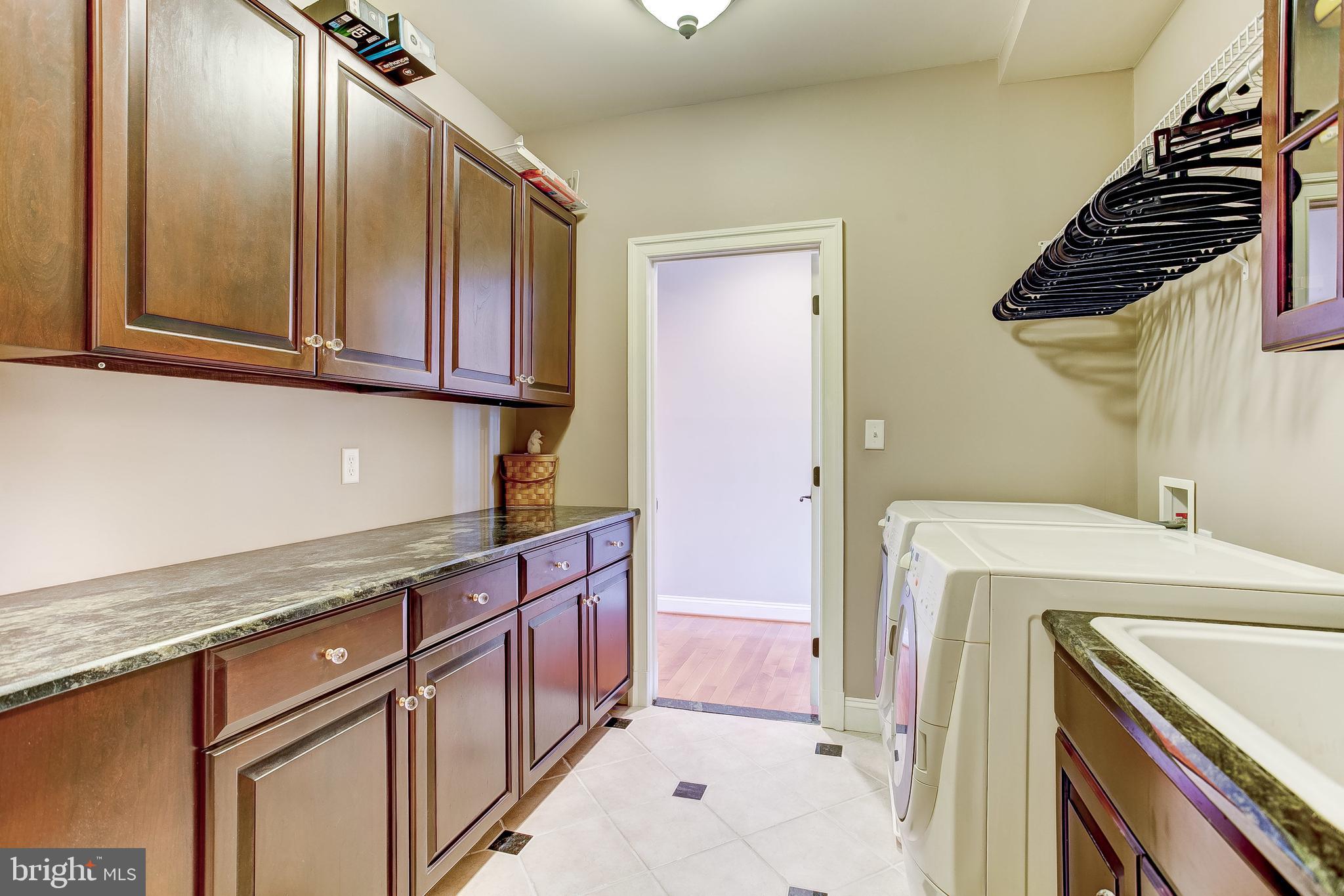 JAMESTOWN ON THE MAGOTHY - Residential