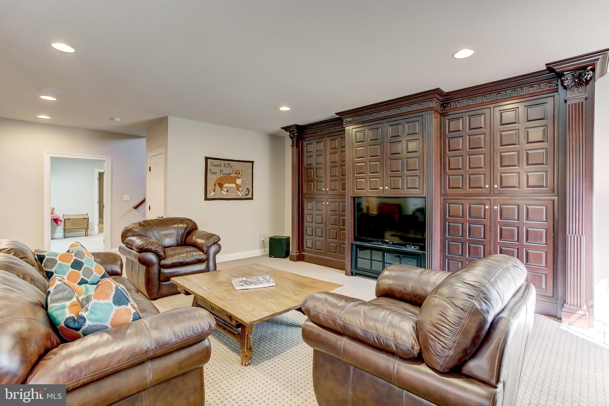 JAMESTOWN ON THE MAGOTHY - Residential