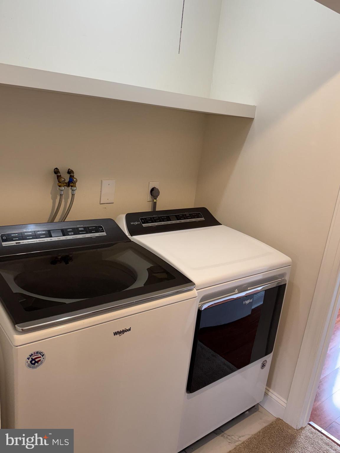 THE CROSSINGS AT EXT - Residential Lease