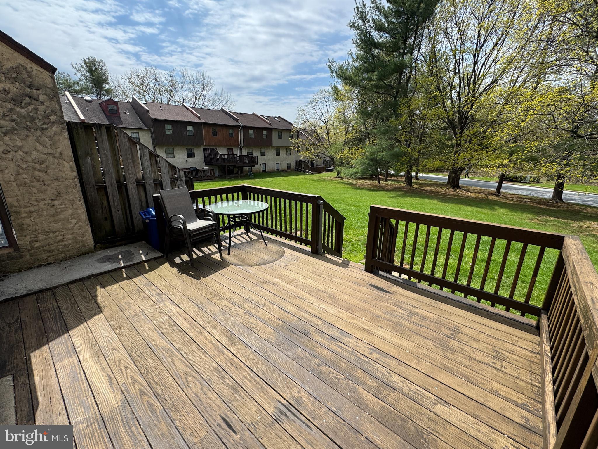 THE CROSSINGS AT EXT - Residential Lease