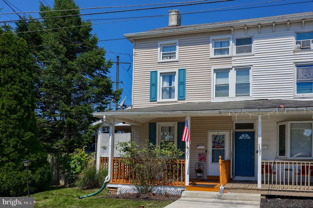 Photo of 101 E Slokom Avenue, Christiana, PA 17509 (MLS # PALA2056150)