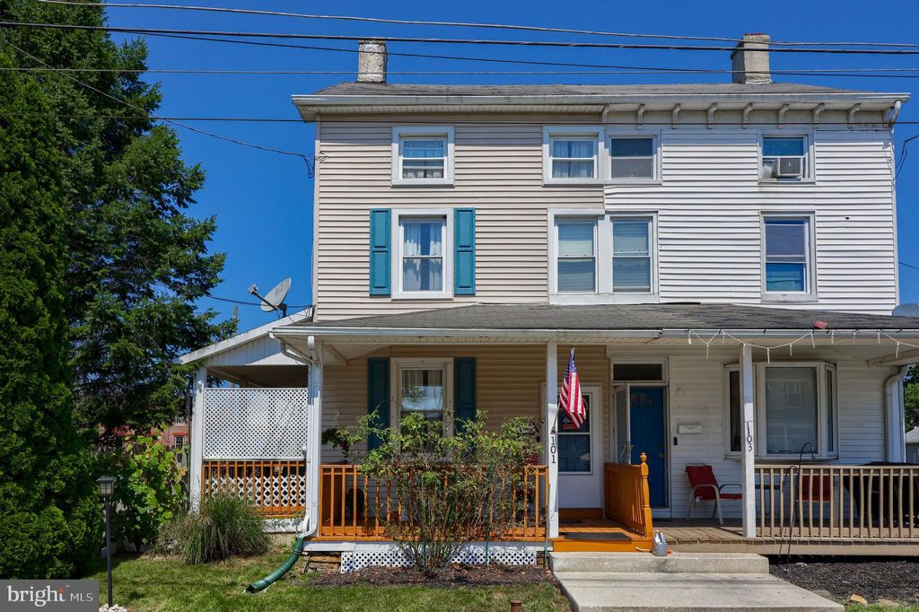 Photo of 101 E Slokom Avenue, Christiana, PA 17509 (MLS # PALA2056150)