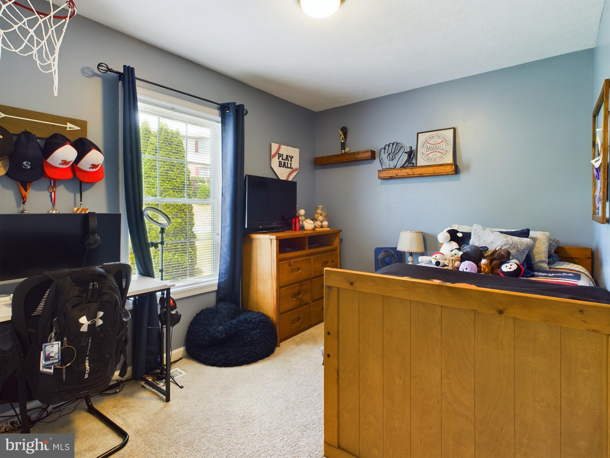 OPEQUON MEADOWS - Residential