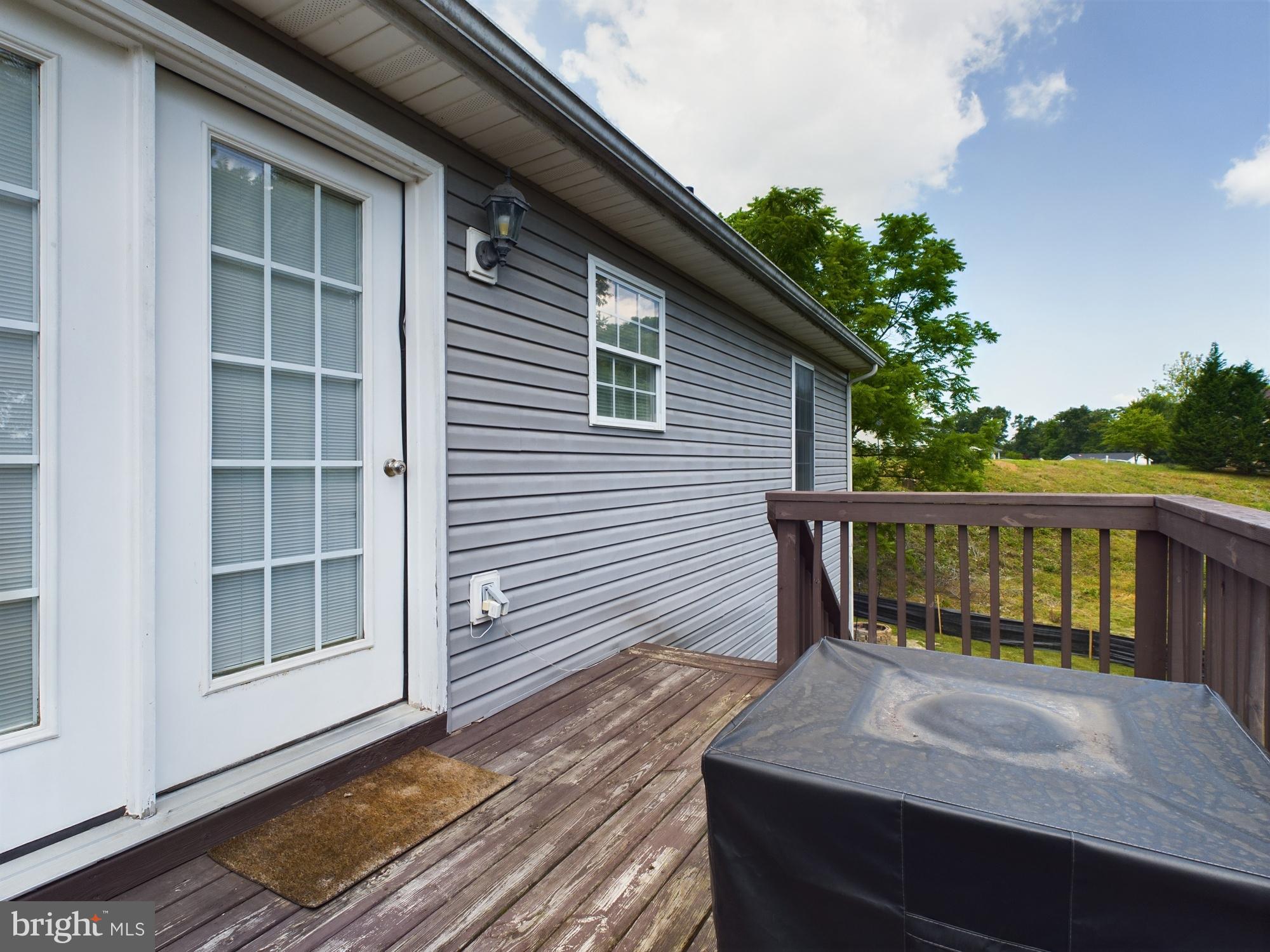 OPEQUON MEADOWS - Residential