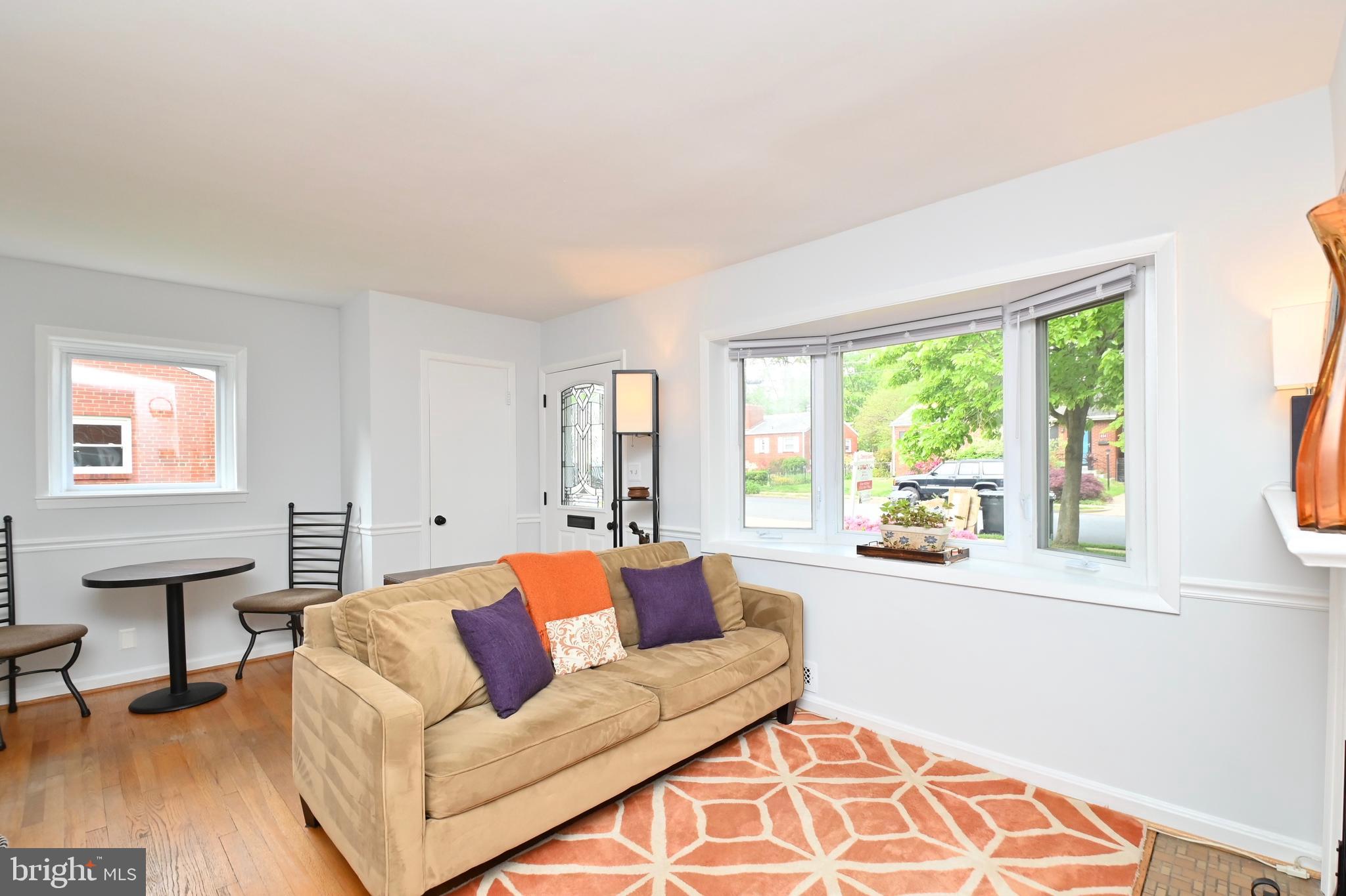 LEE CREST - Residential