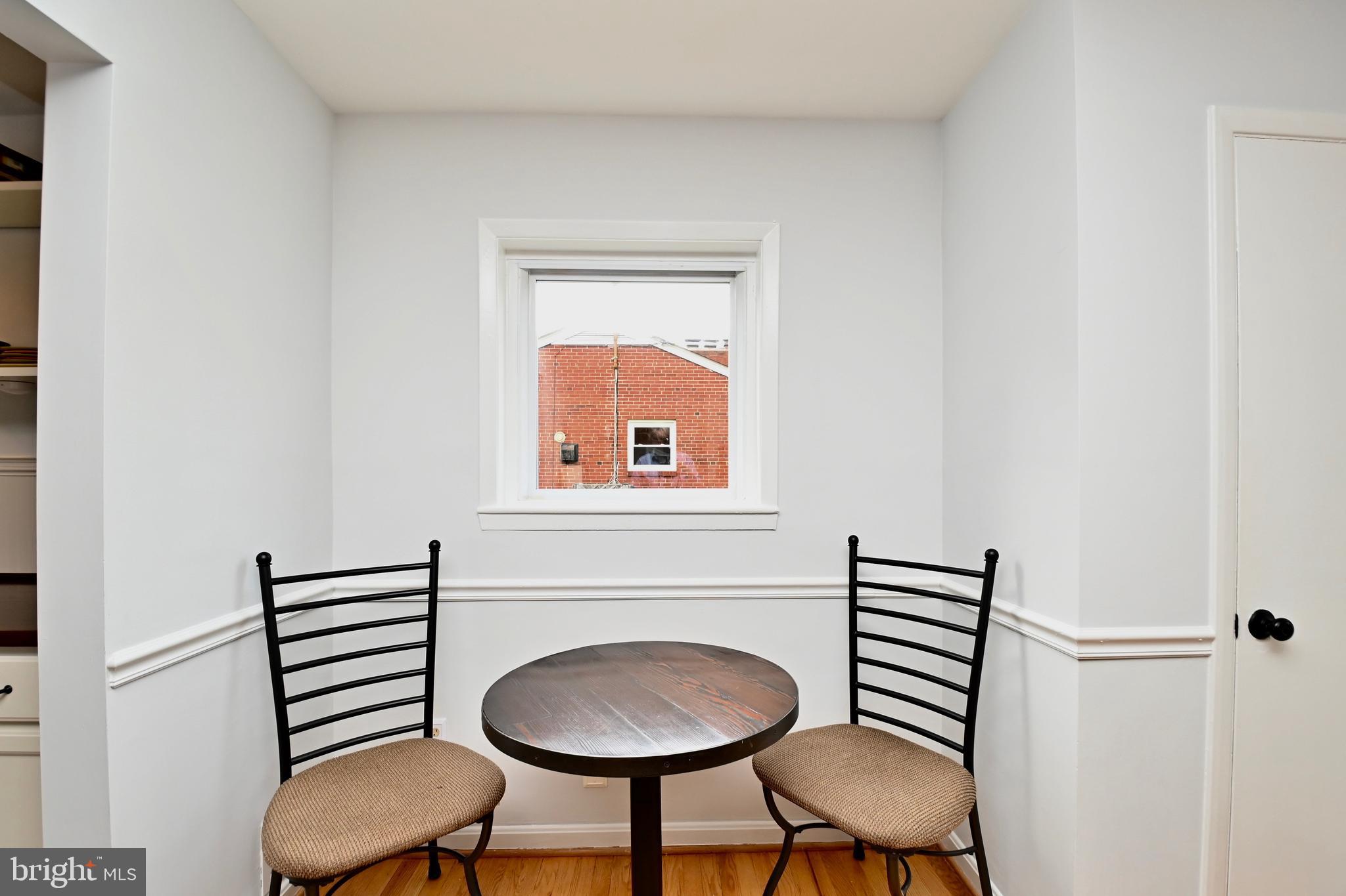 LEE CREST - Residential