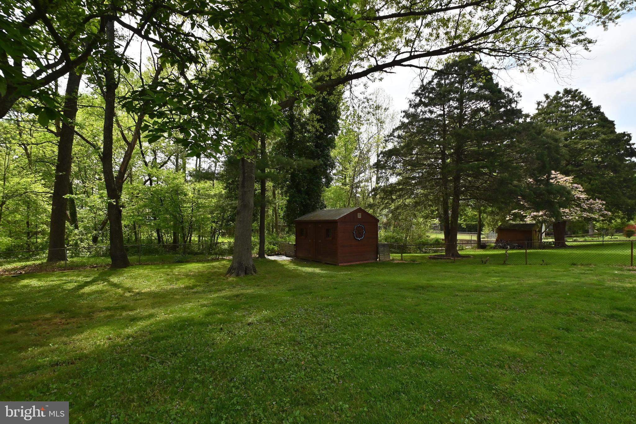 LEE CREST - Residential