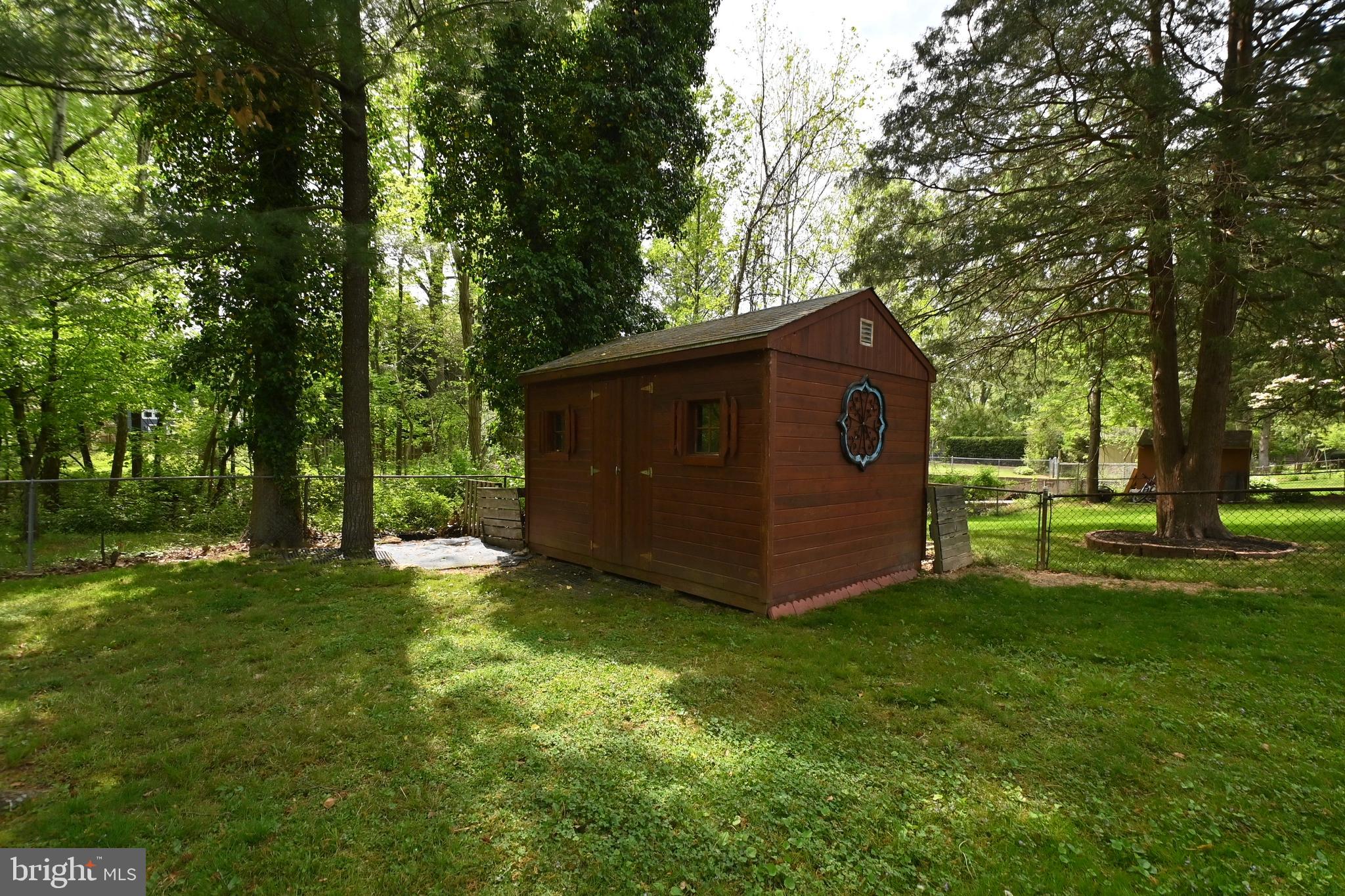 LEE CREST - Residential